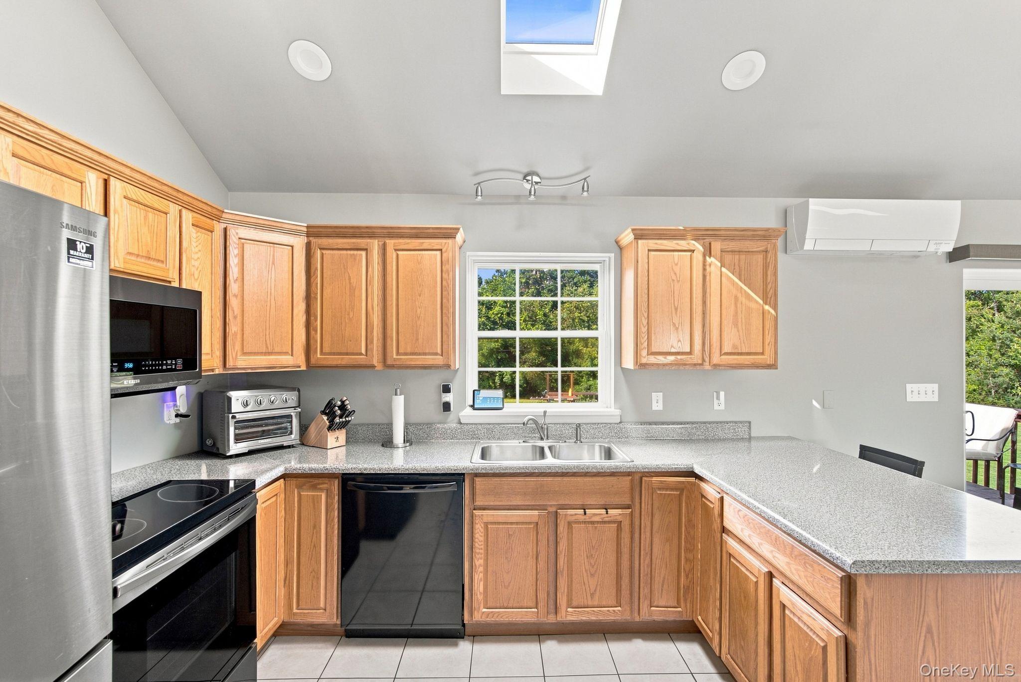 16 Rosio Lane Property Photo 8