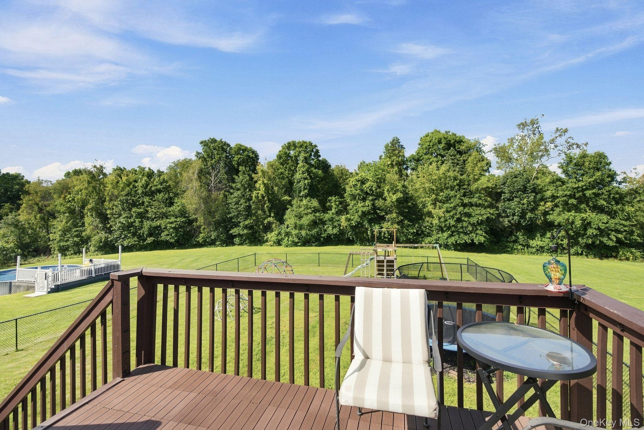 16 Rosio Lane Property Photo 23
