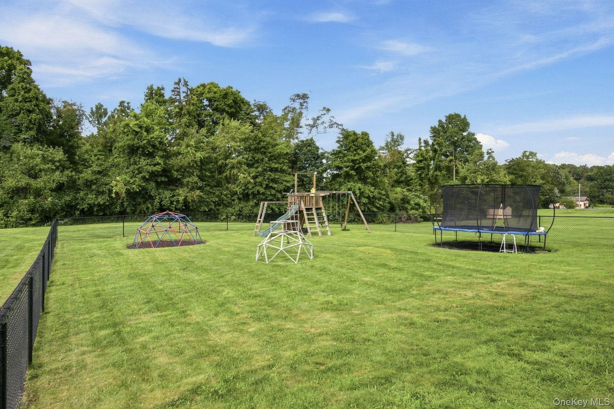 16 Rosio Lane Property Photo 25