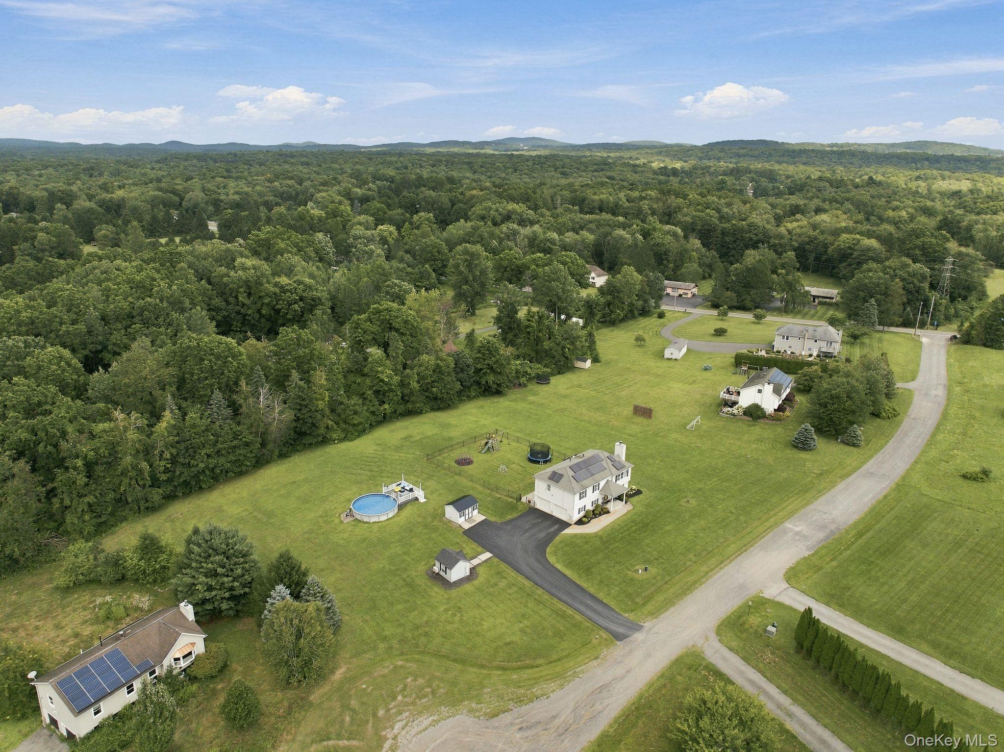 16 Rosio Lane Property Photo 35