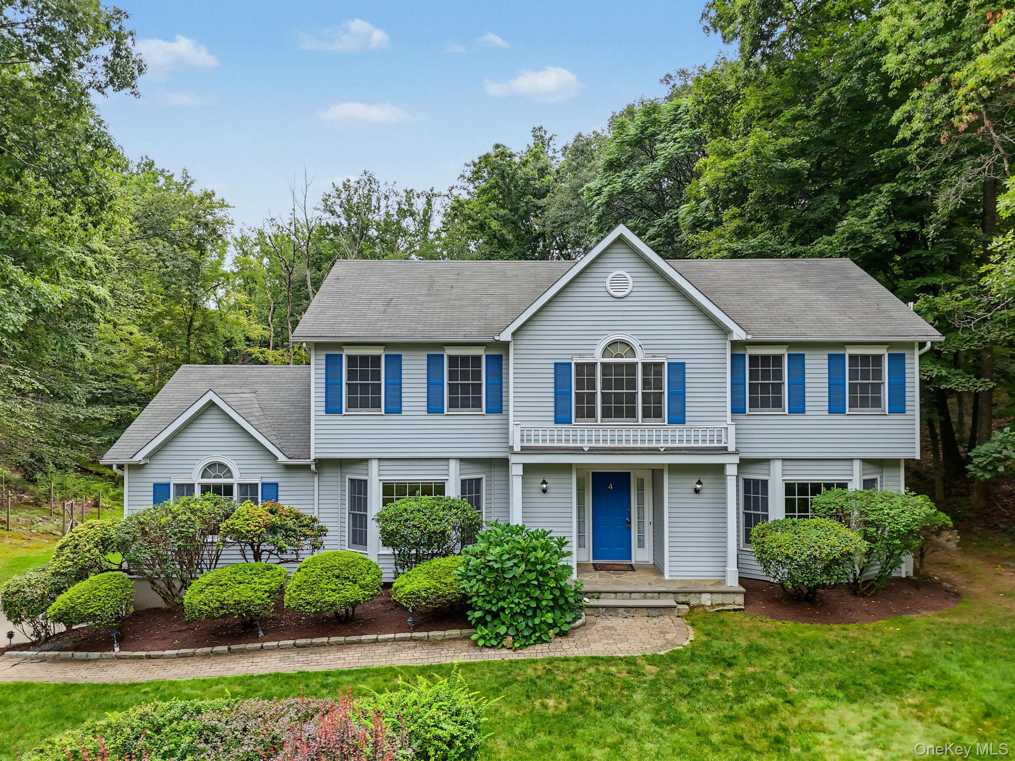 4 Sugar Hollow Court Property Photo 1