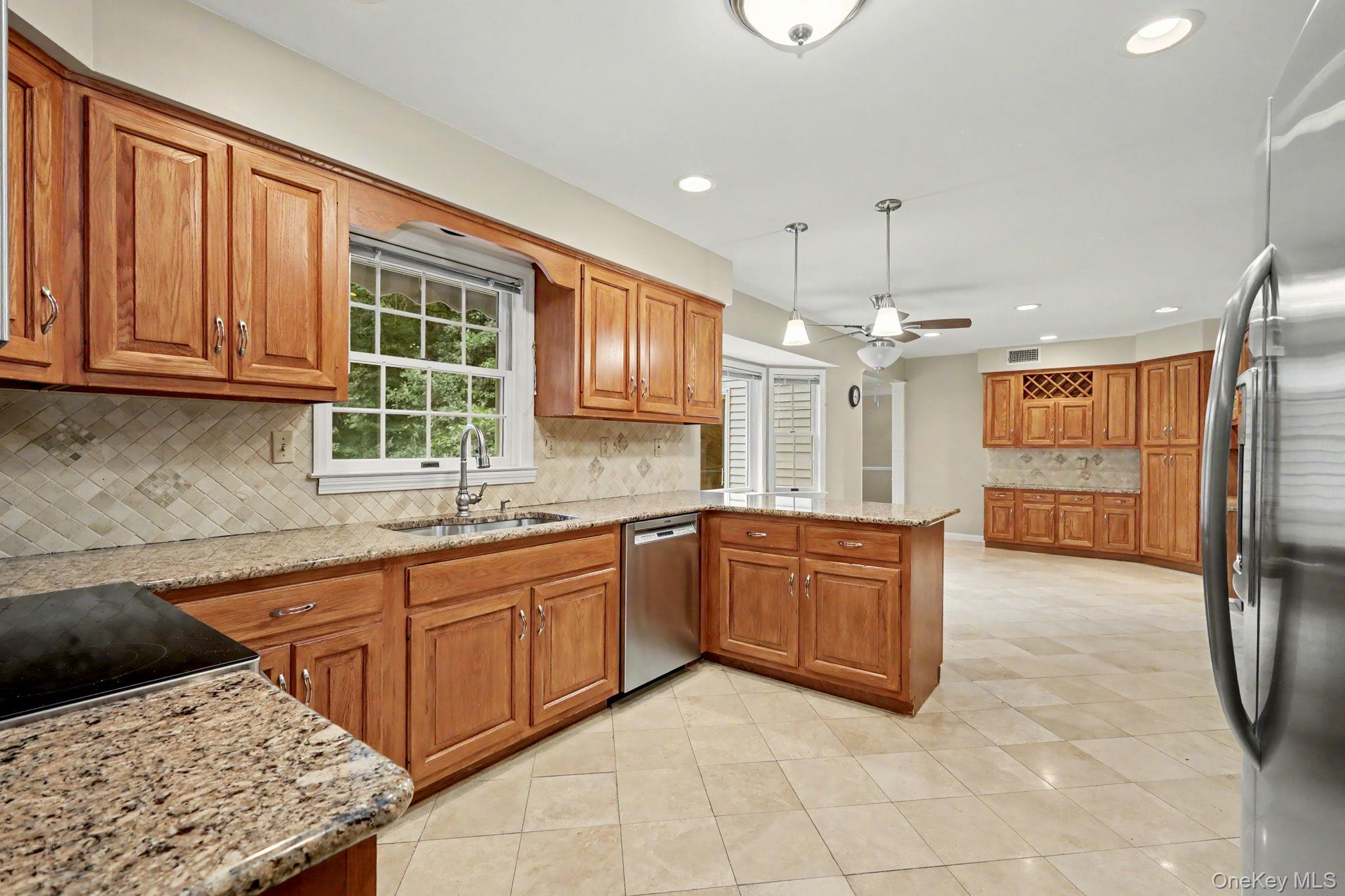 4 Sugar Hollow Court Property Photo 11