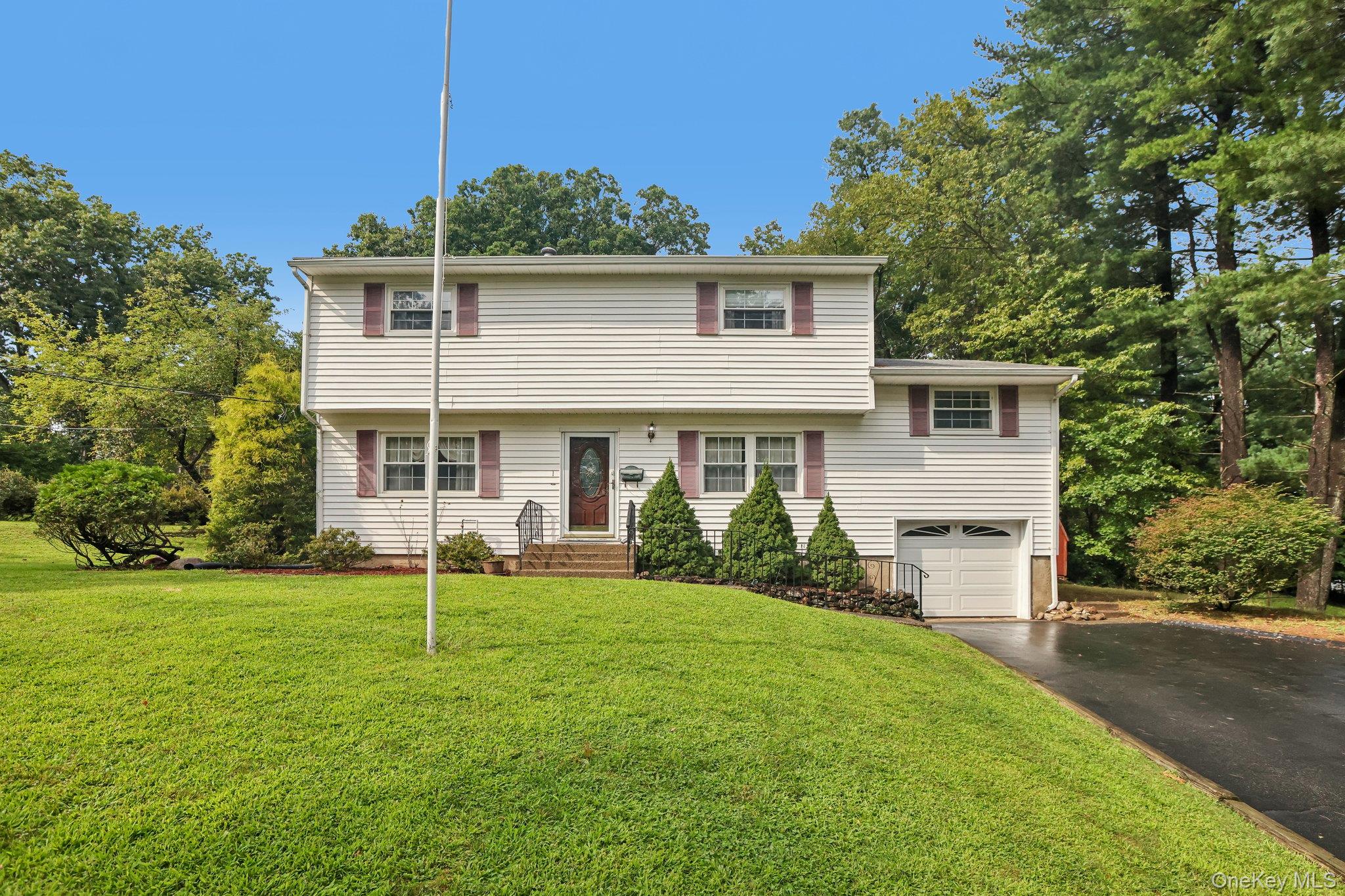 1 Marion Court Property Photo 1