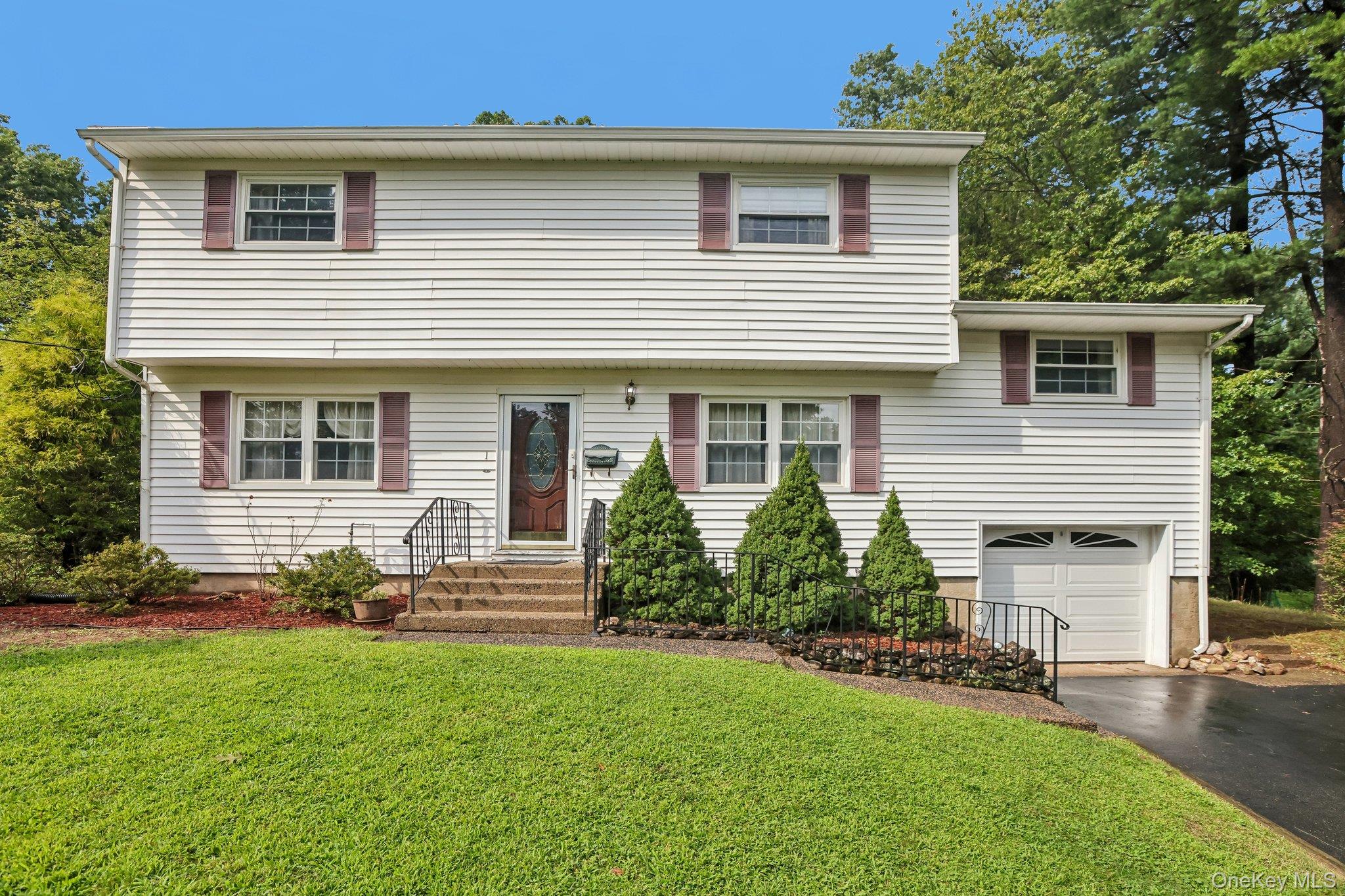 1 Marion Court Property Photo 2