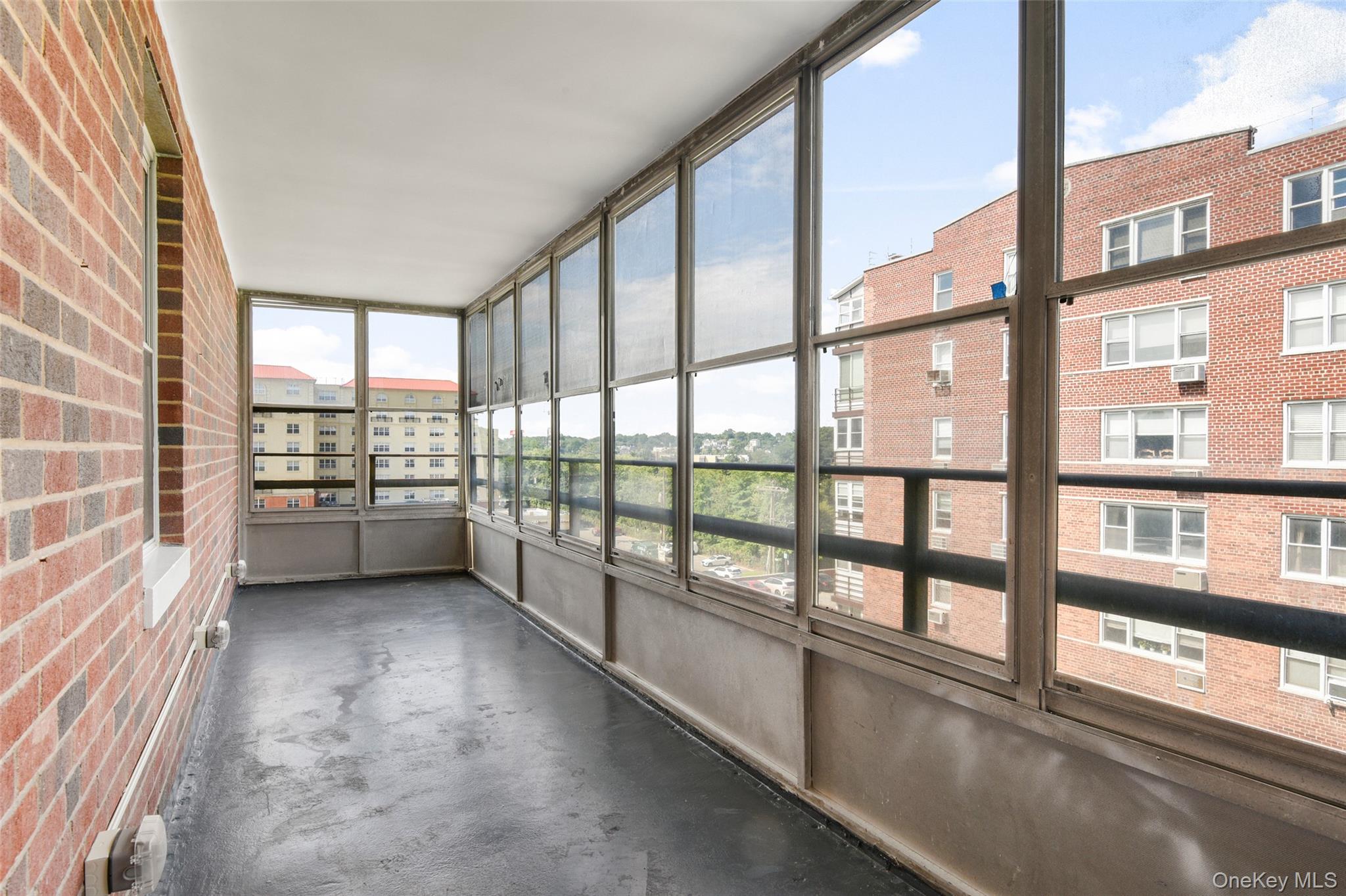 2 Washington Square 3e Property Photo 18