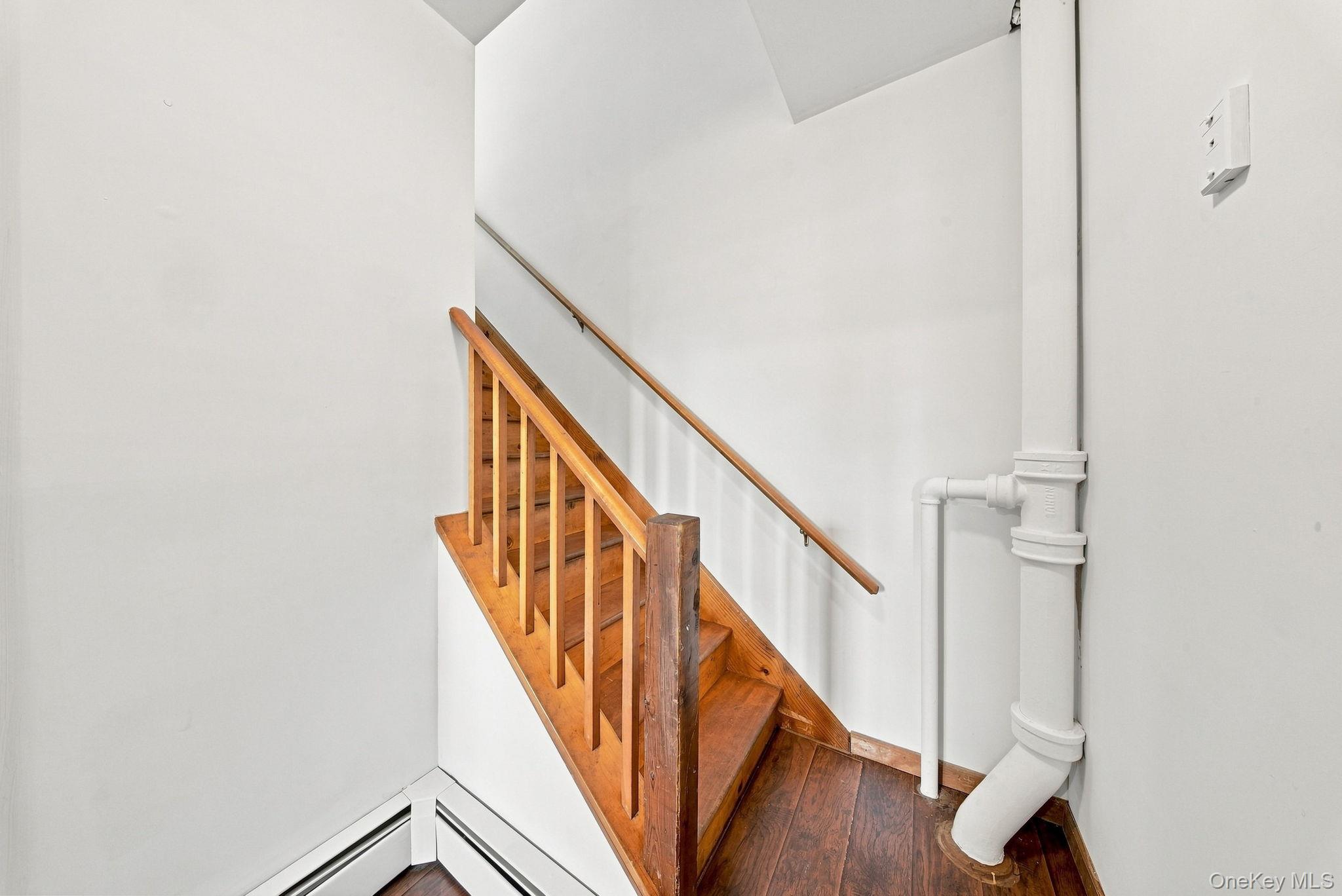 256 Cottage Street Property Photo 17