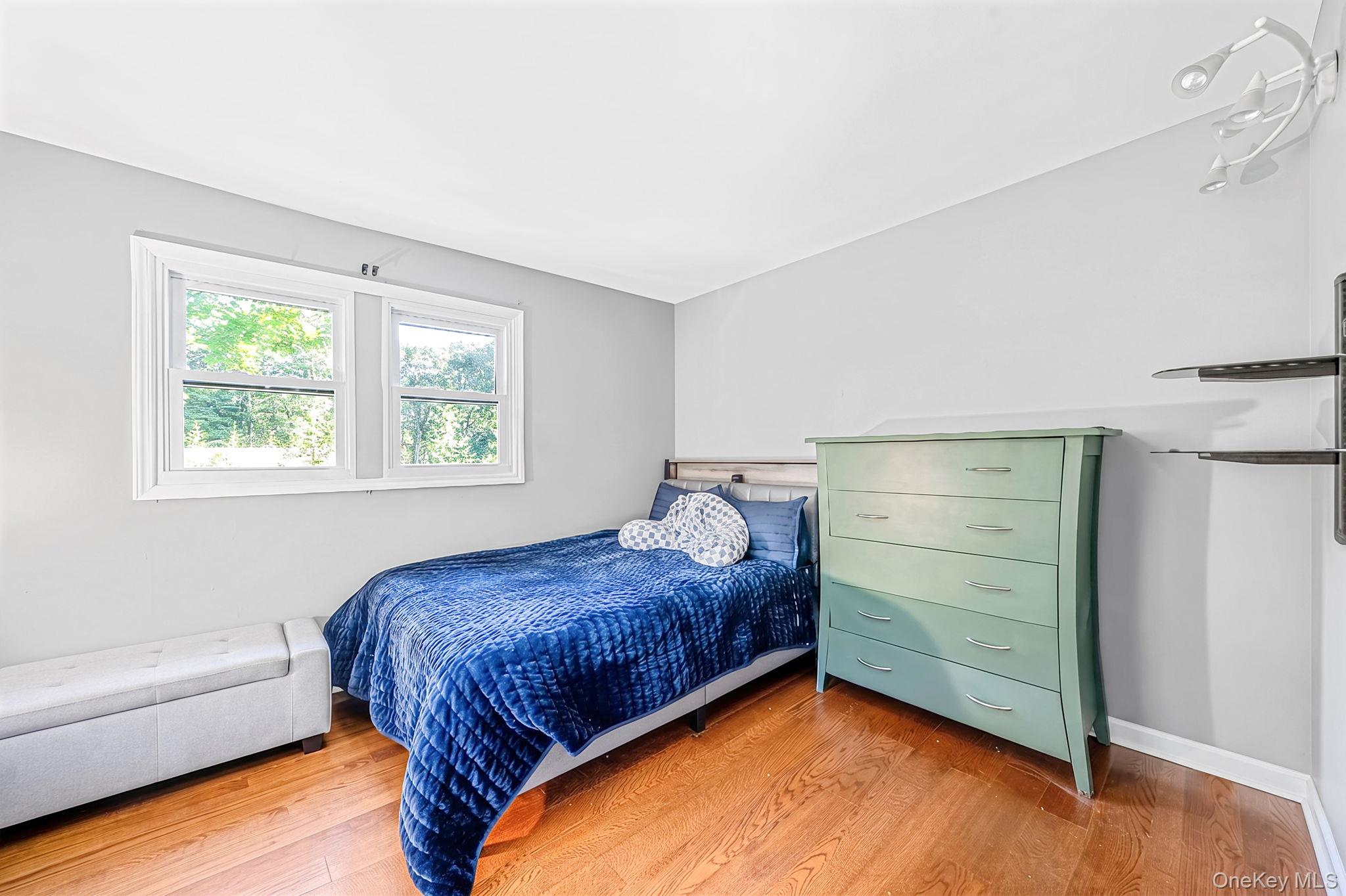 187 Oak Street Property Photo 35