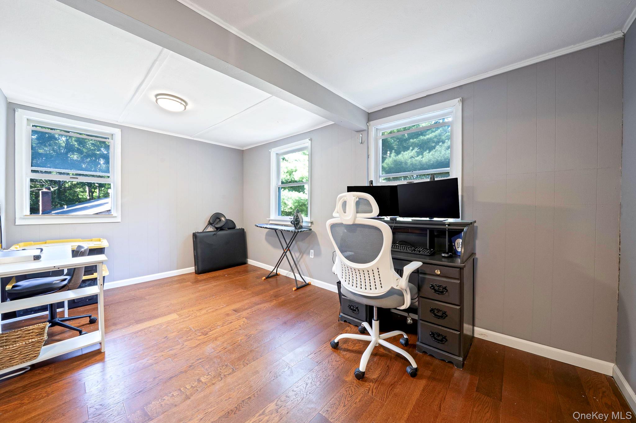 187 Oak Street Property Photo 41