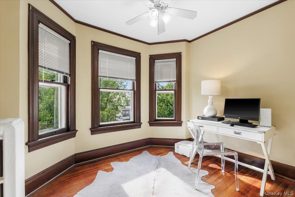 21 Park Avenue Property Photo 18