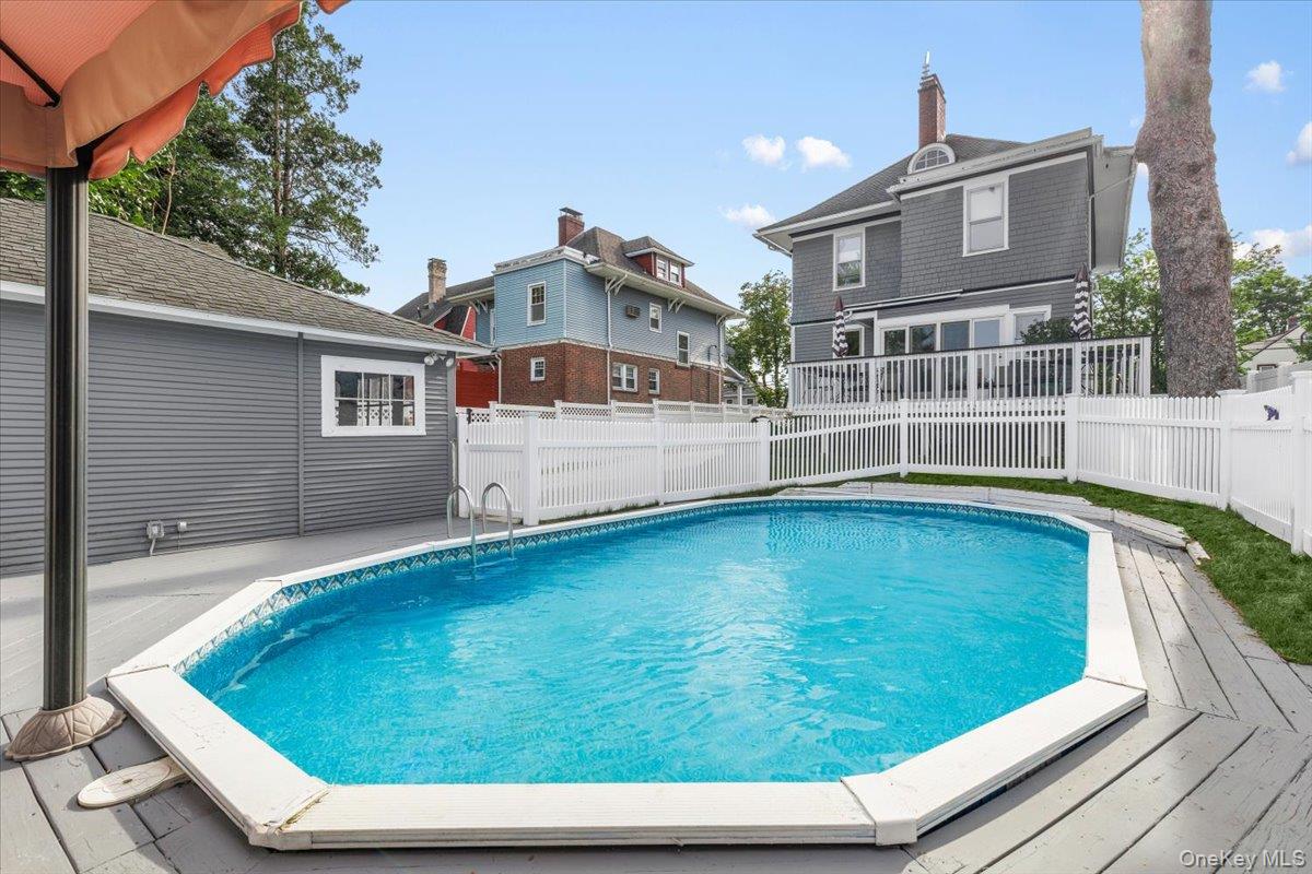 21 Park Avenue Property Photo 28