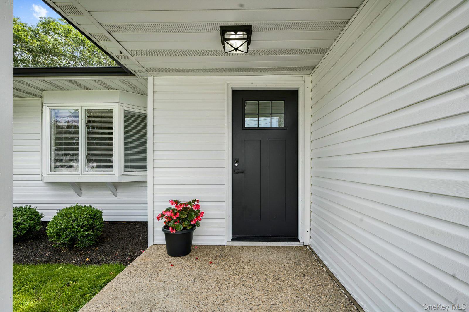 16 Adobe Drive Property Photo 5