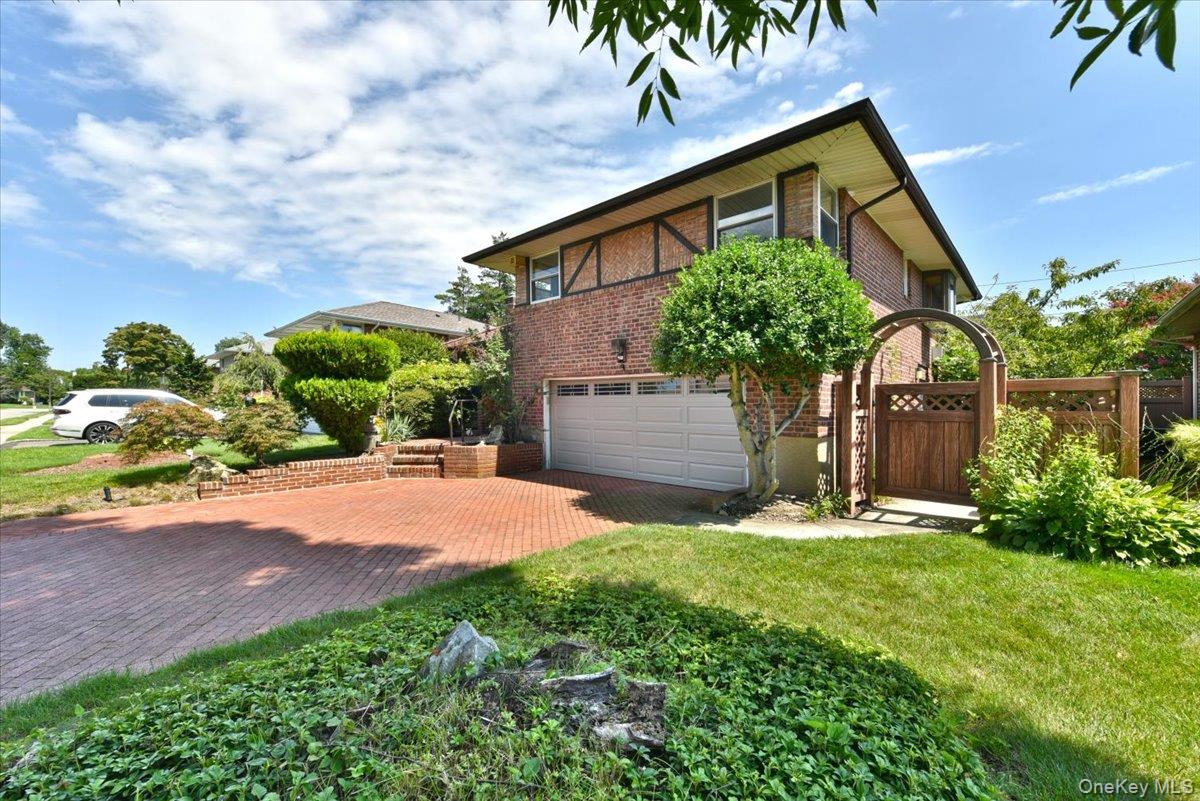 12 Leonard Road Property Photo 4