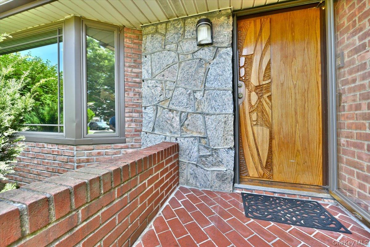 12 Leonard Road Property Photo 5
