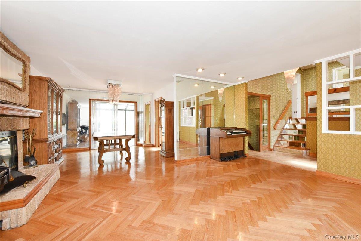12 Leonard Road Property Photo 10