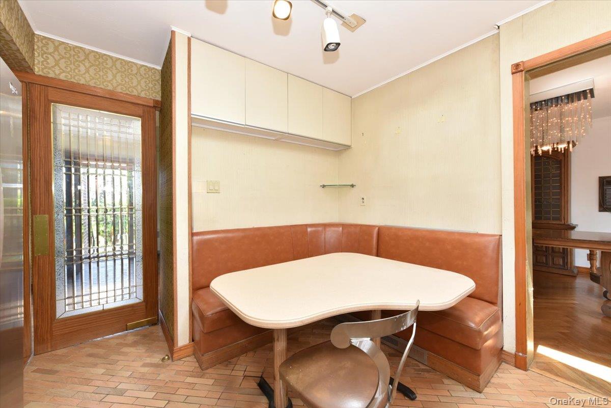 12 Leonard Road Property Photo 14
