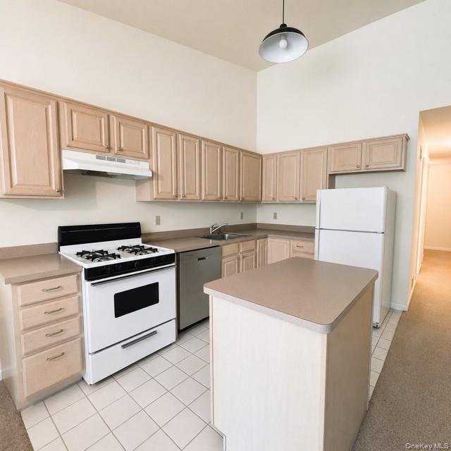 310 Jersey Avenue 3 Property Photo 4