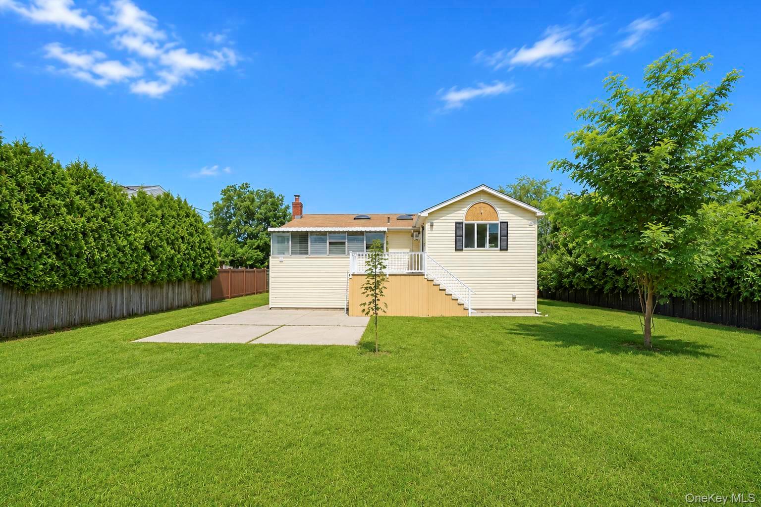 18 Dexter Lane Property Photo 3