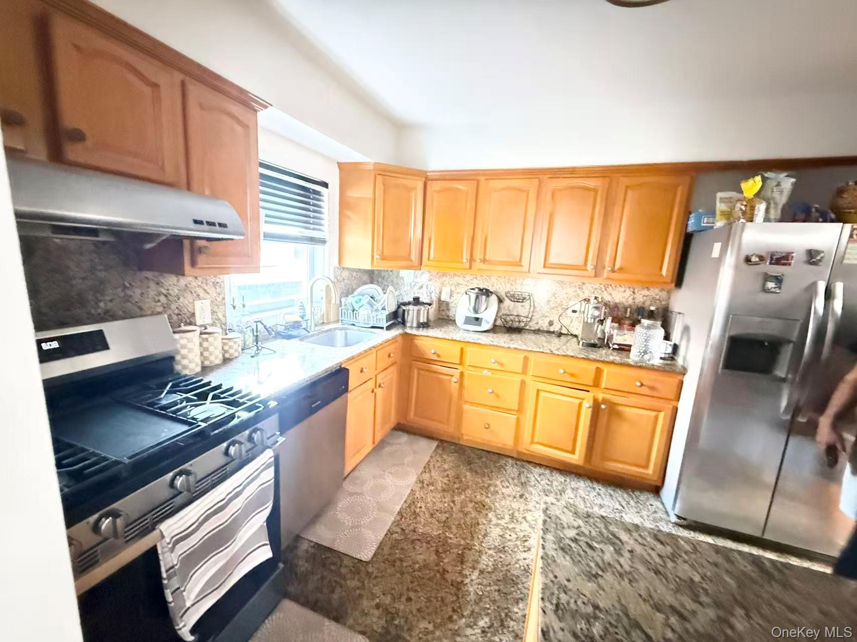 1041148 Property Photo 5