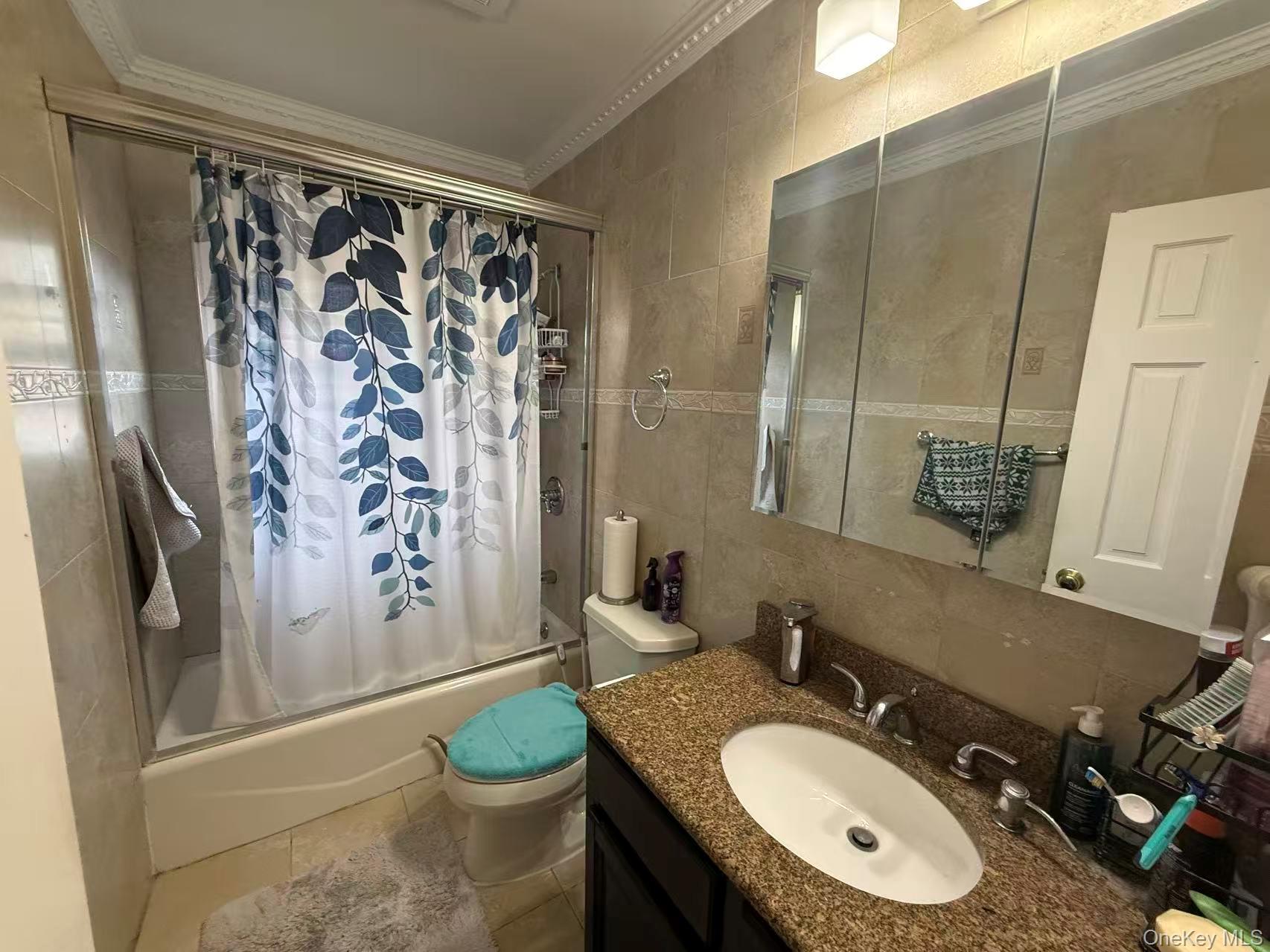 1041148 Property Photo 8