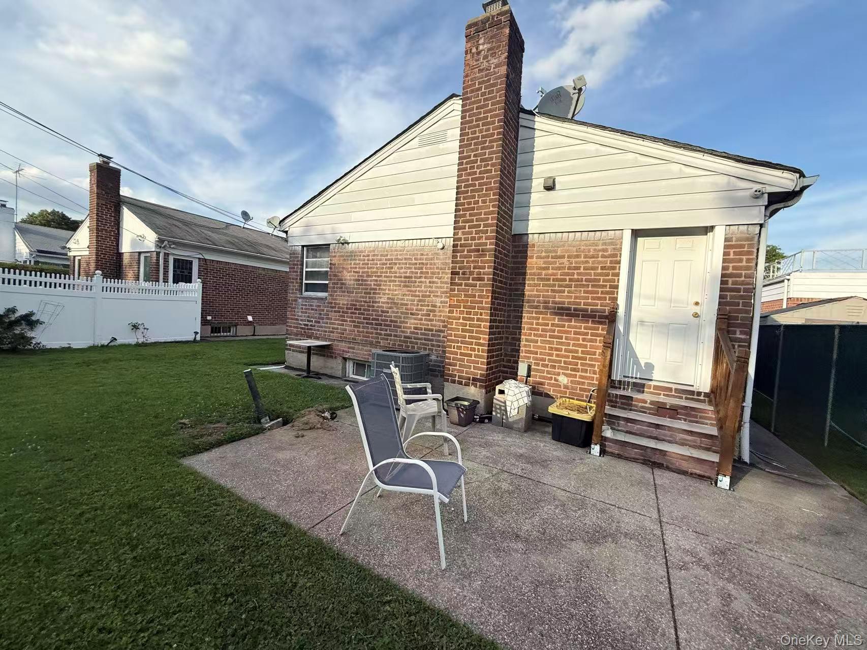 1041148 Property Photo 11