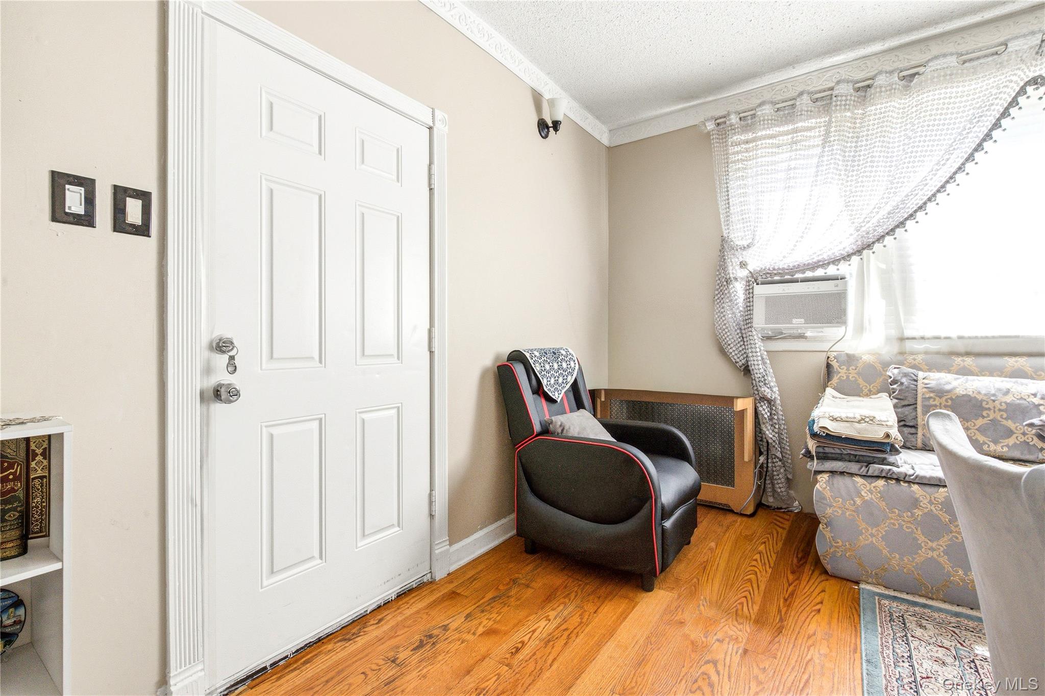 2909 23rd Road Property Photo 4