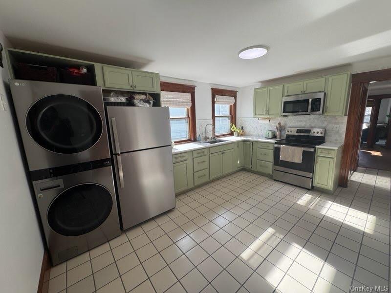 193 N Hamilton Street Property Photo 11