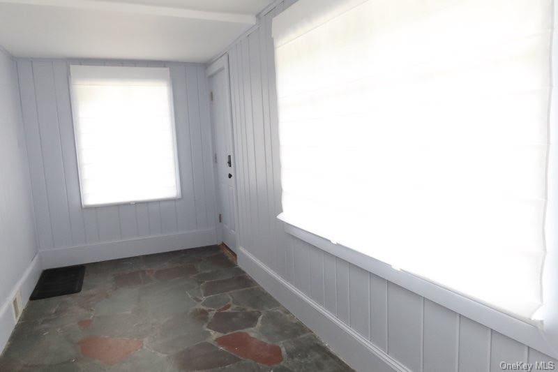 193 N Hamilton Street Property Photo 25