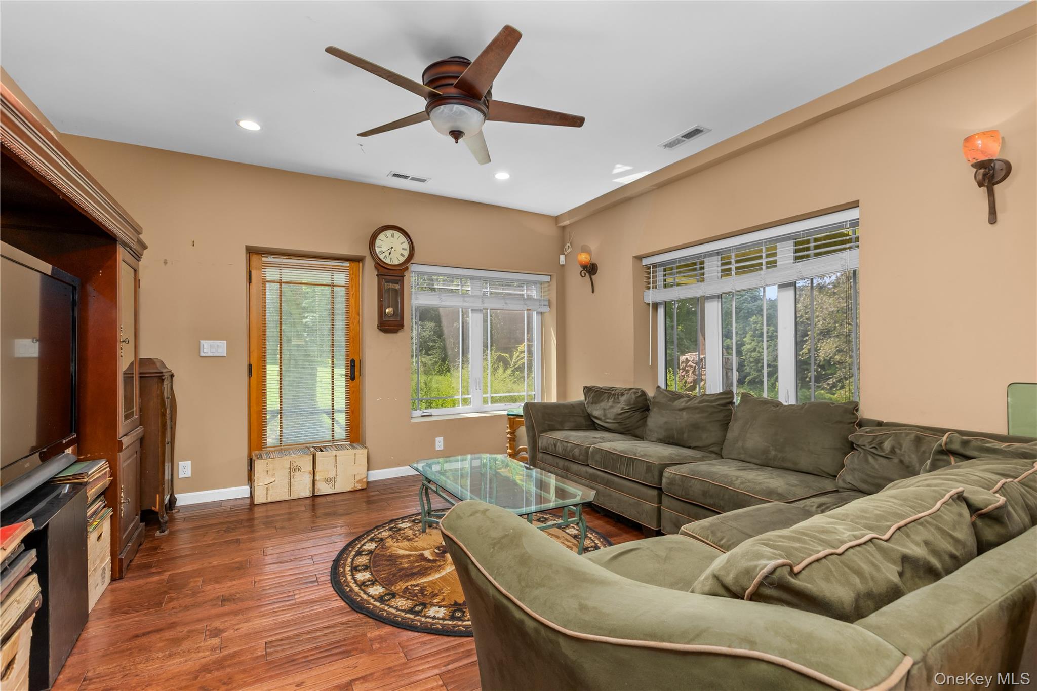 42-45 Blackstone Ridge Property Photo 50