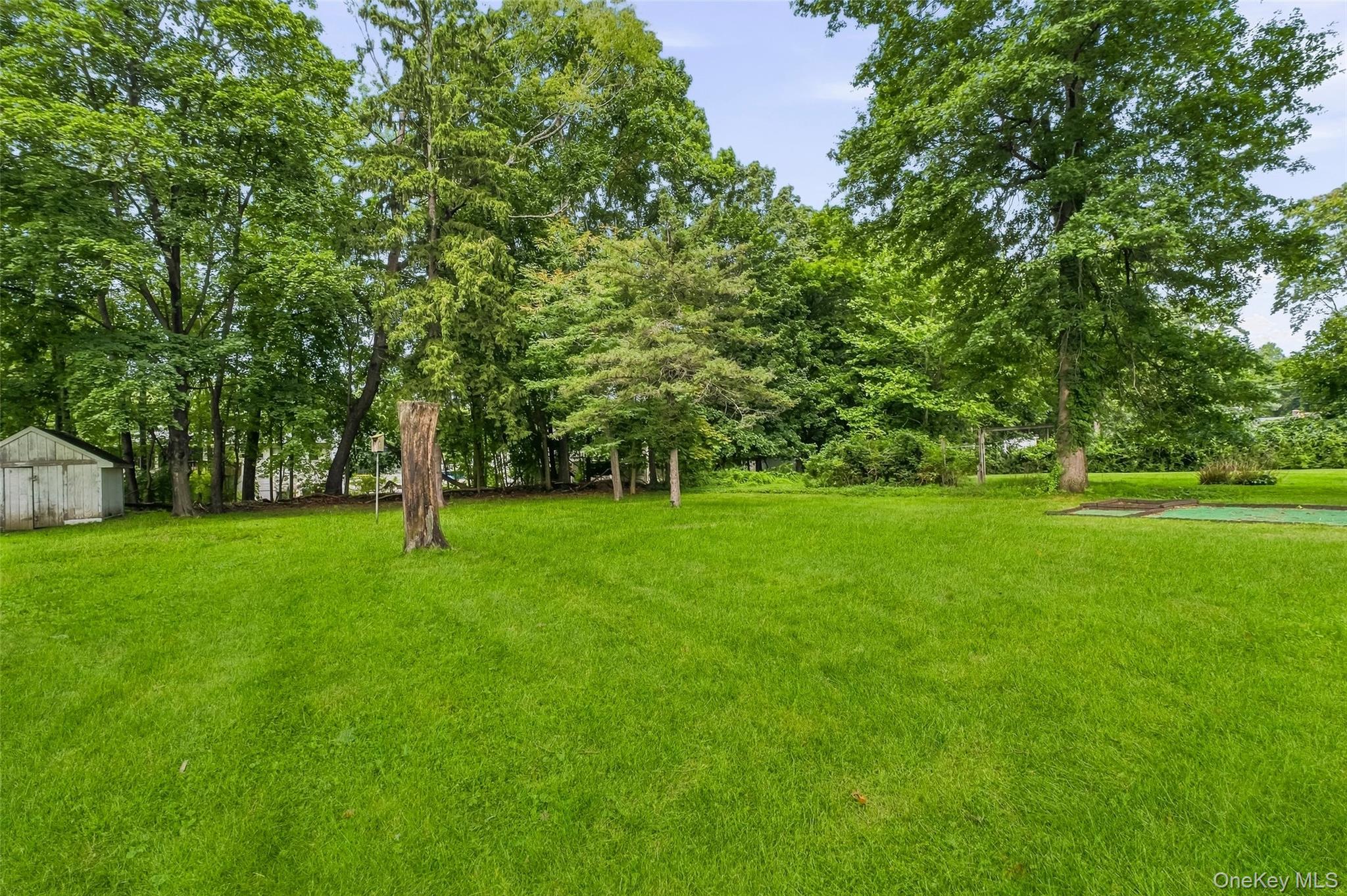 9 Memory Lane Property Photo 30