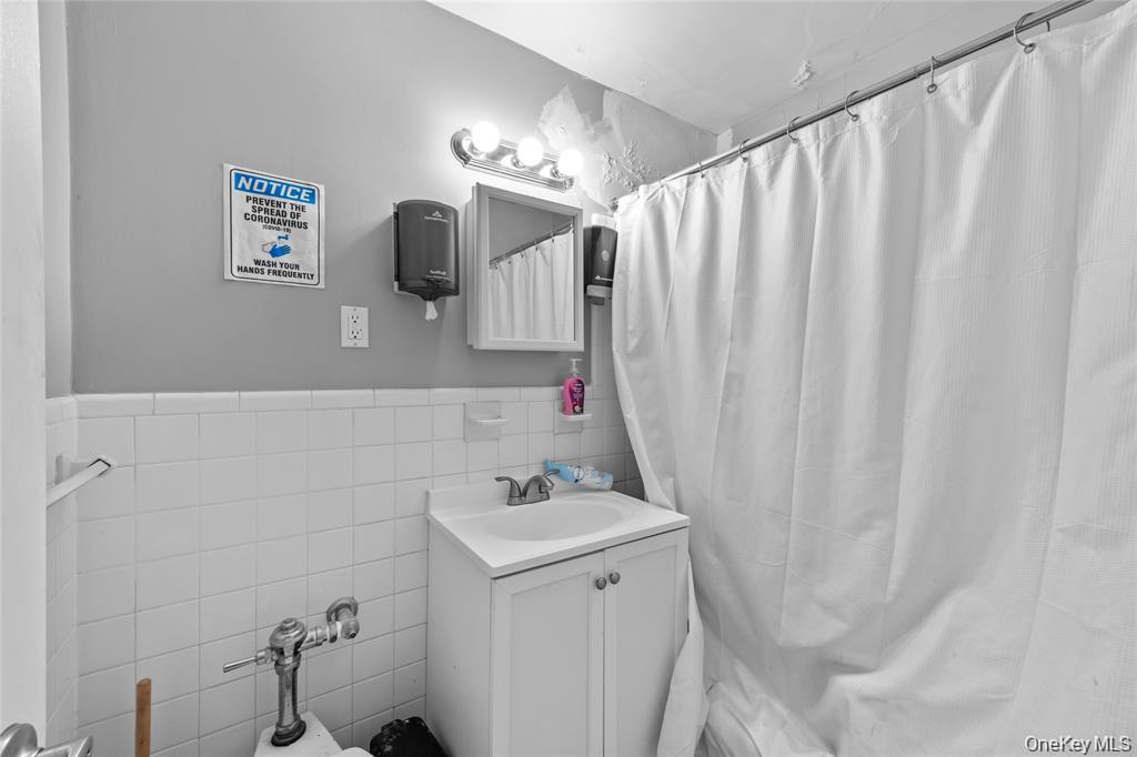 7150 Parsons Blvd 1001 Property Photo 9