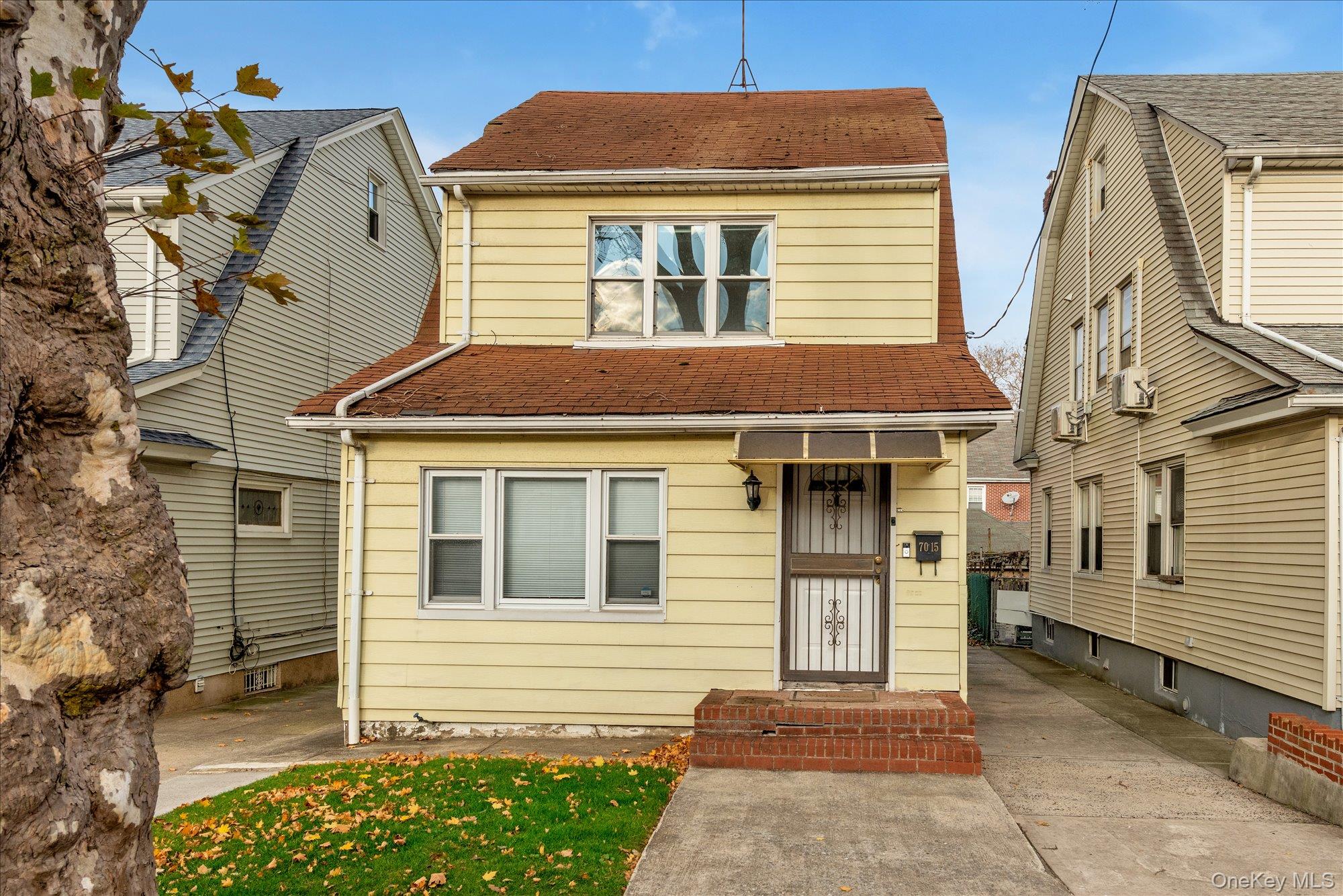 70-15 Manse Street Property Photo 1