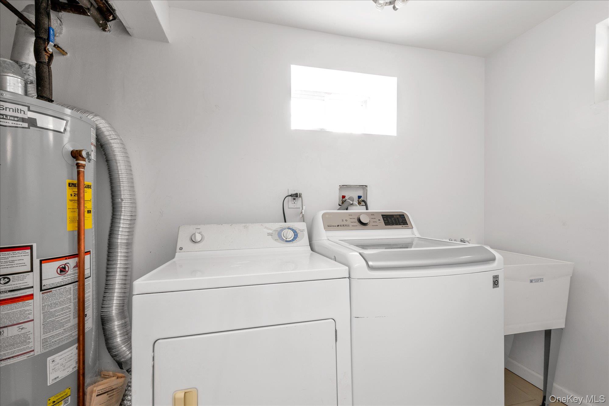 70-15 Manse Street Property Photo 17