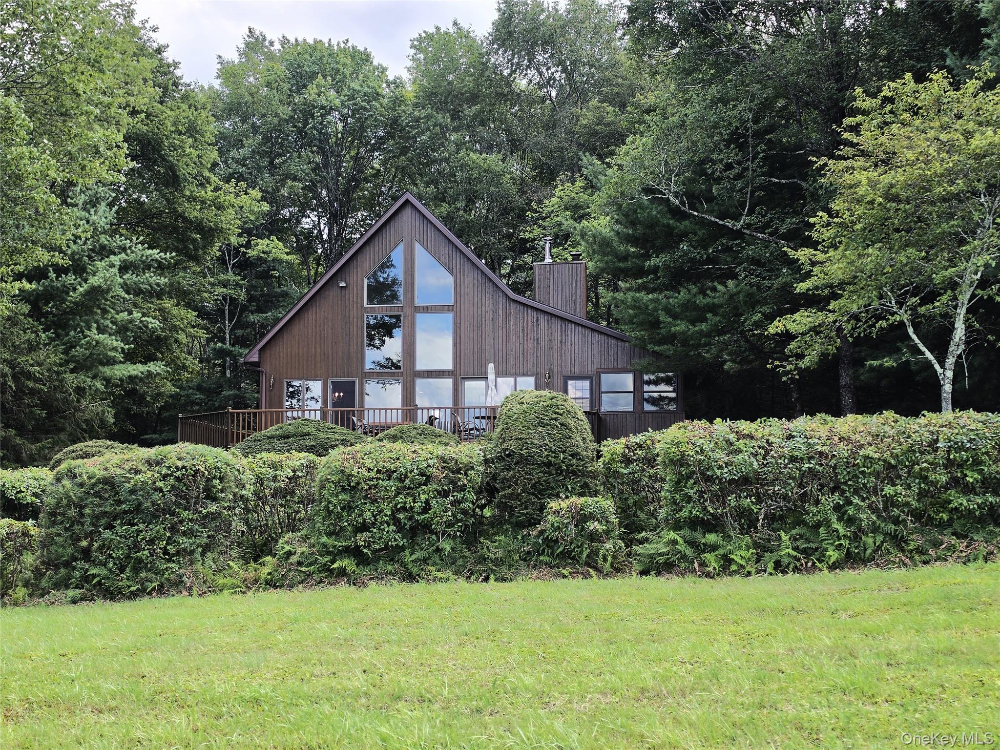 74 Oxford Drive Property Photo 2