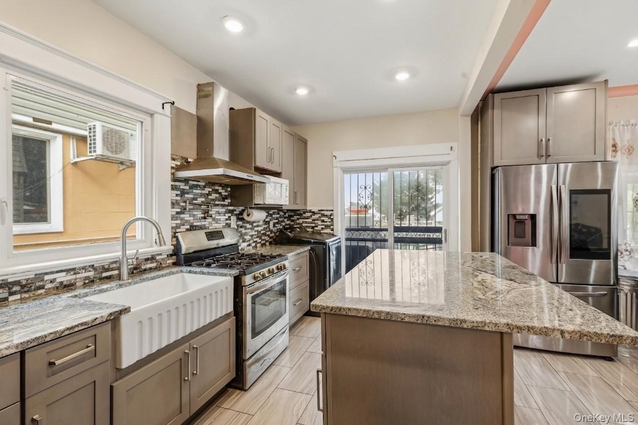 1667 E 51st Street Property Photo 11