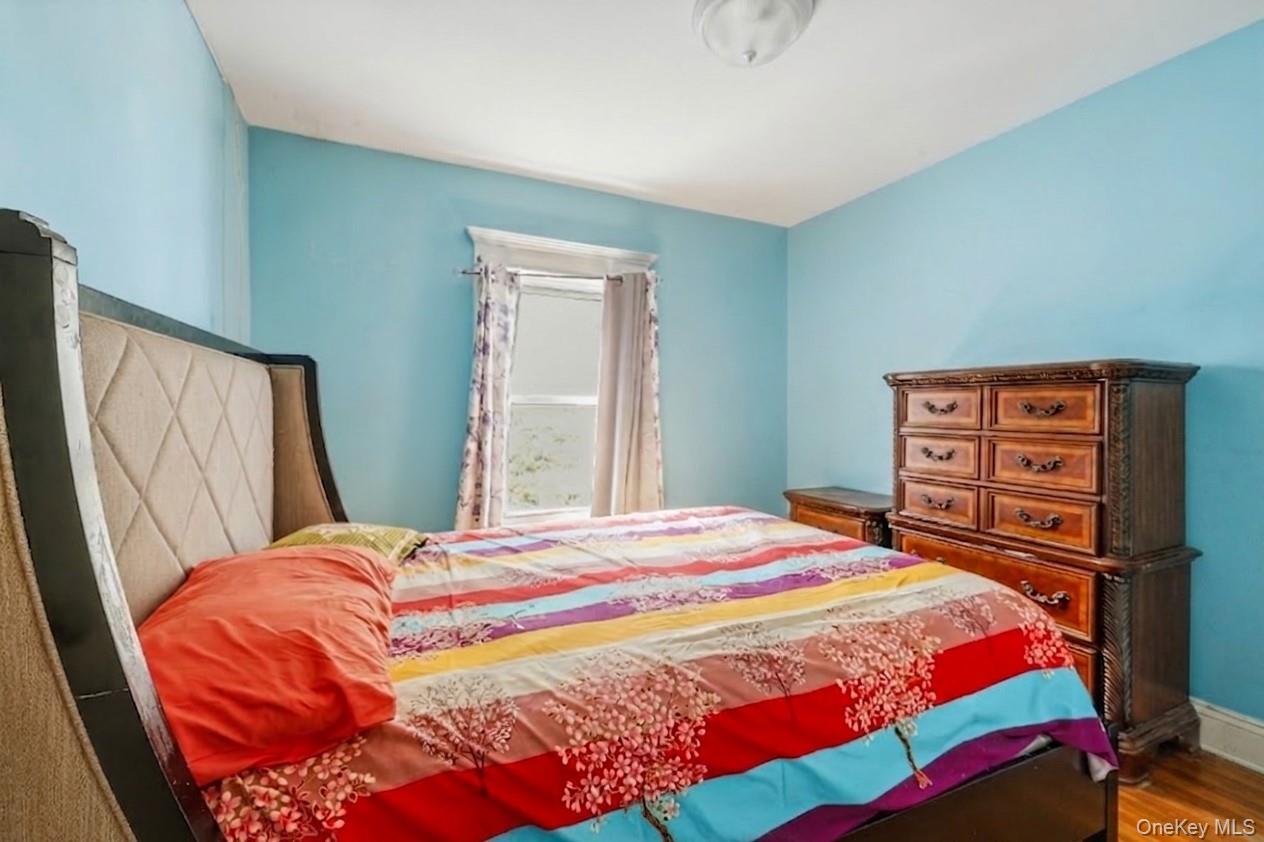 1667 E 51st Street Property Photo 13