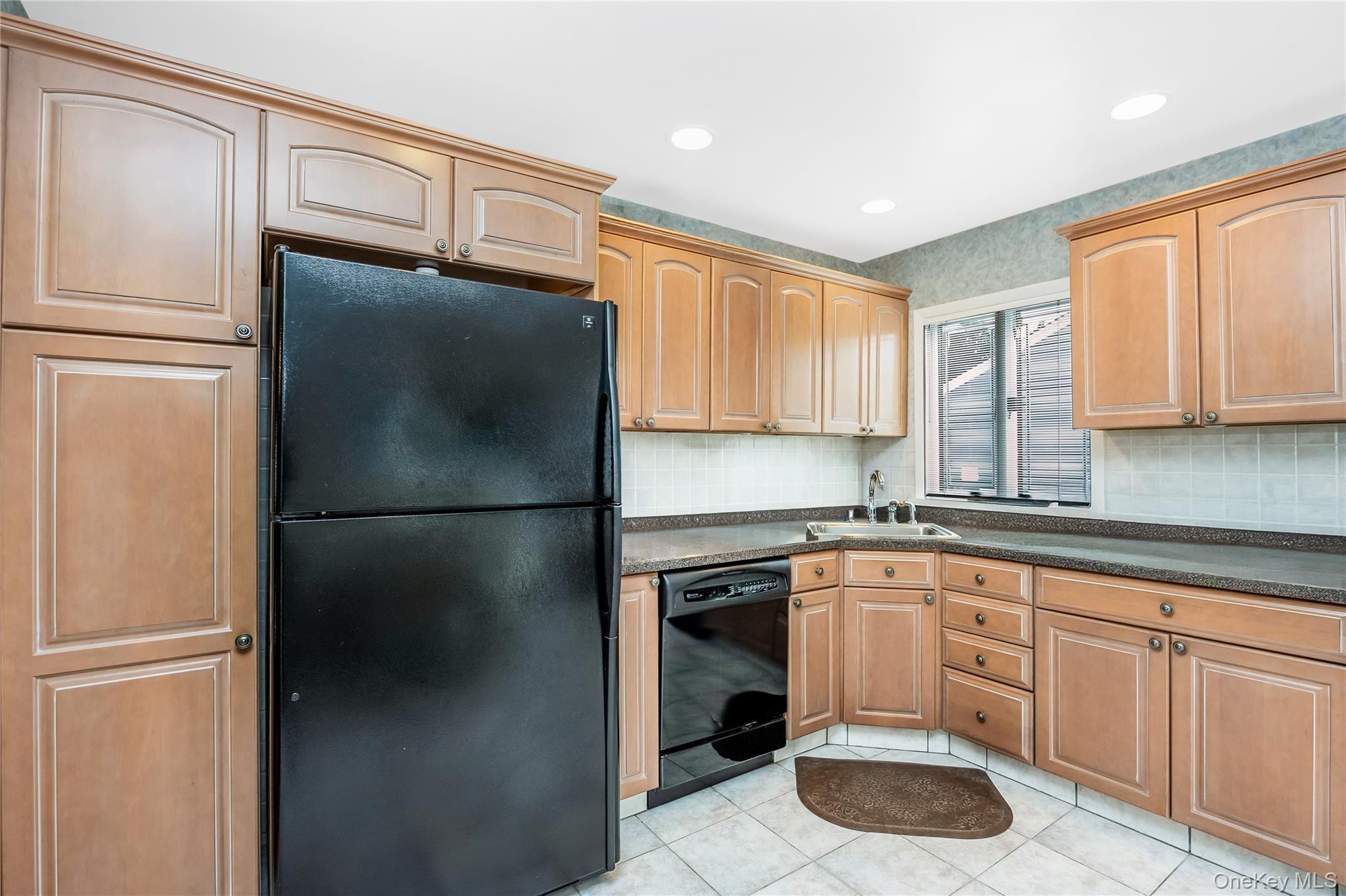 14 Arthur Street Property Photo 15