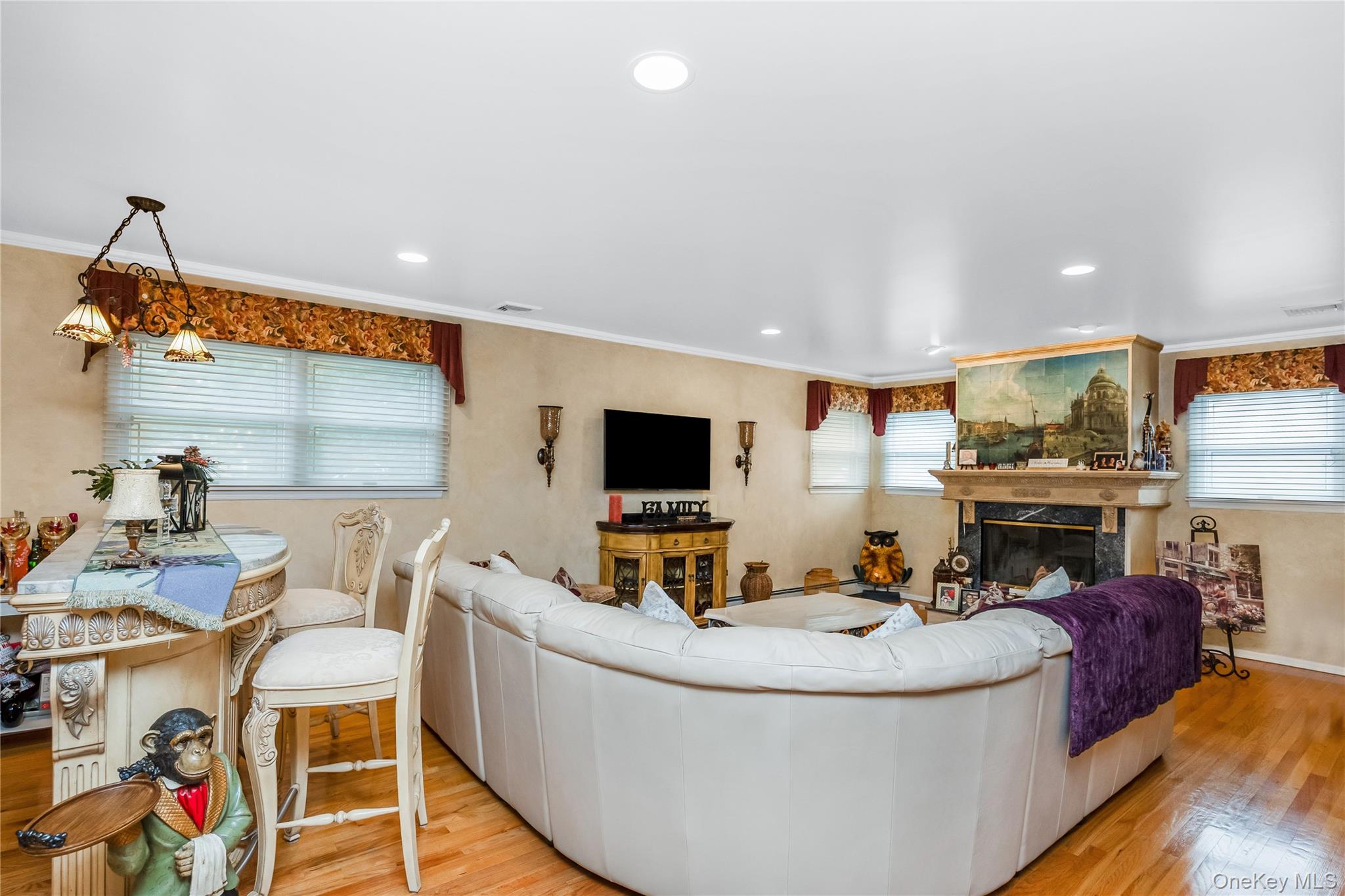 14 Arthur Street Property Photo 16