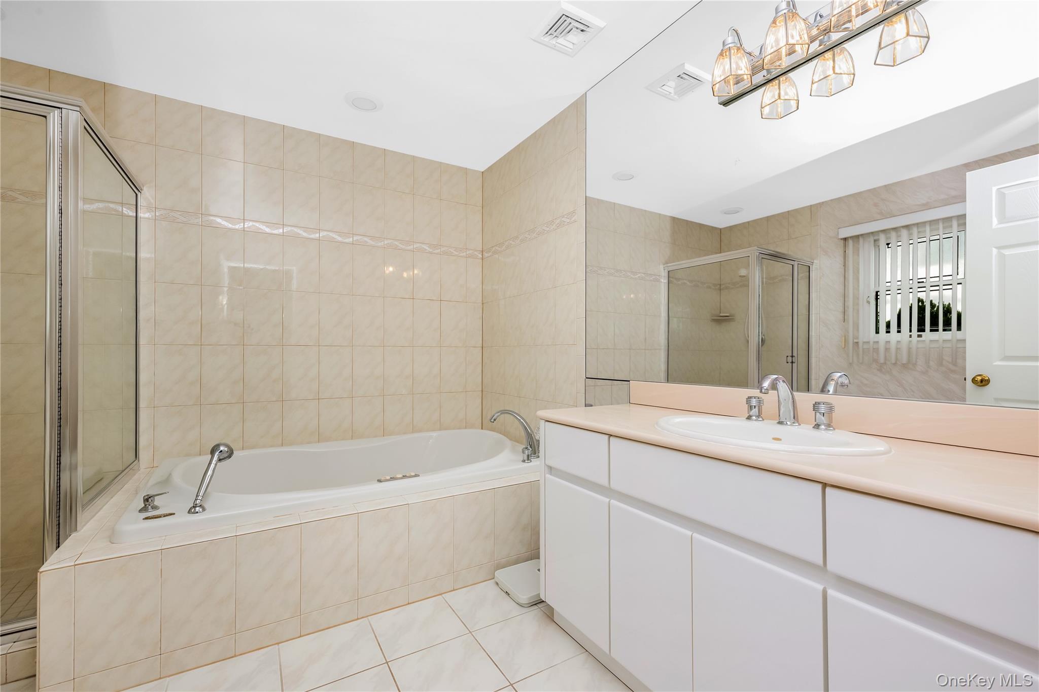 14 Arthur Street Property Photo 27