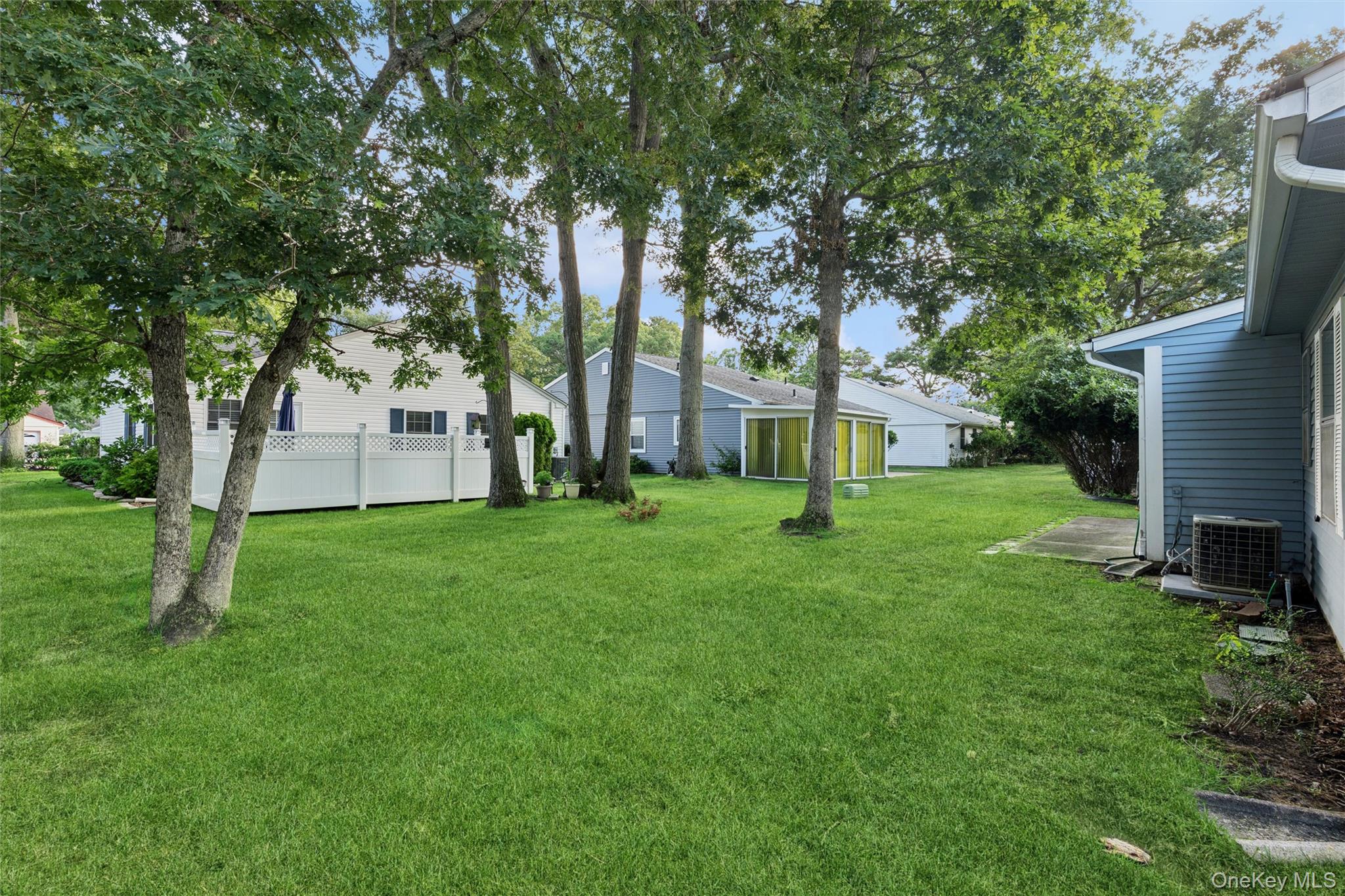 185 Kingston Drive Property Photo 19