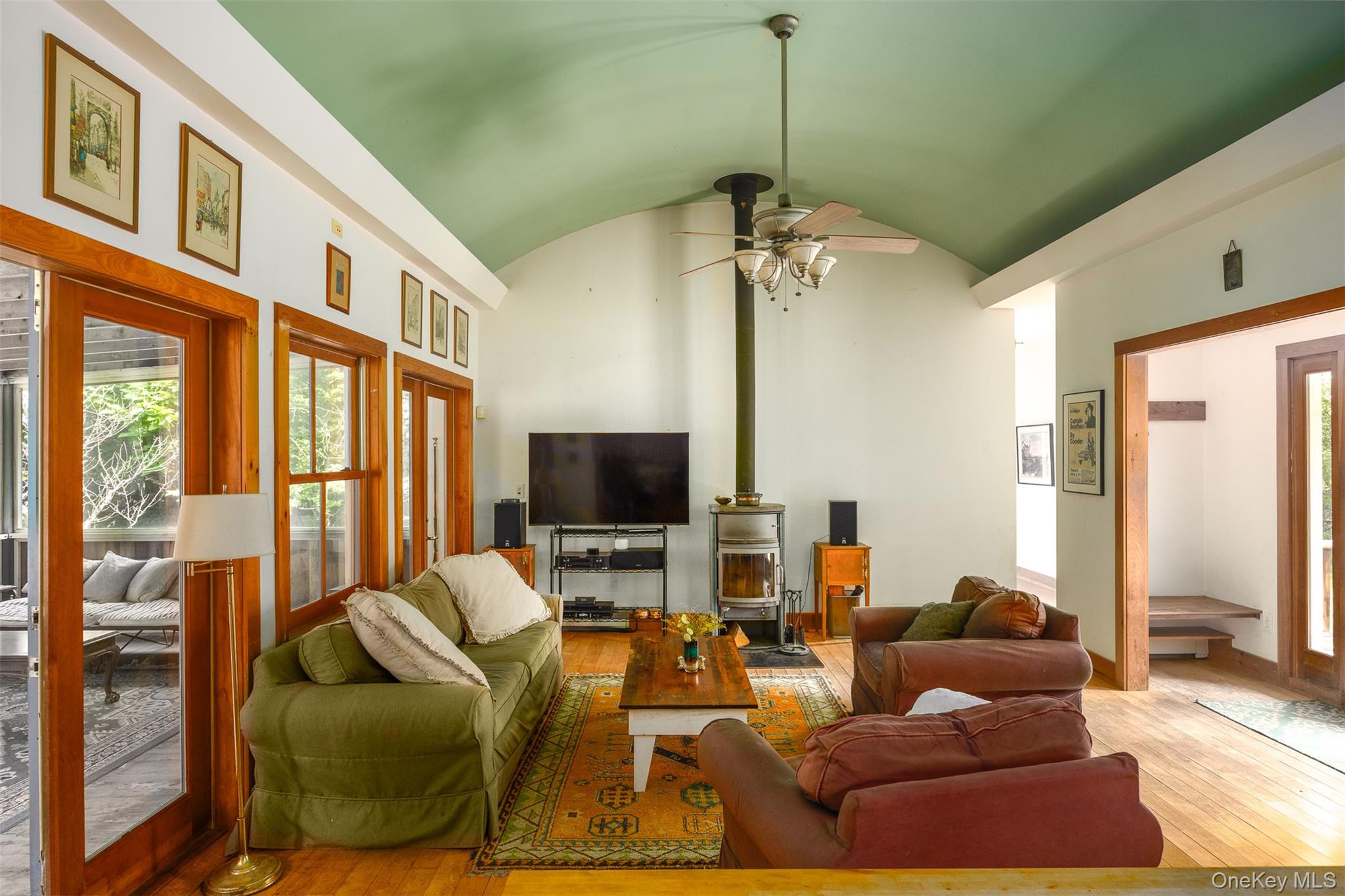 248 Stoll Road Property Photo 4