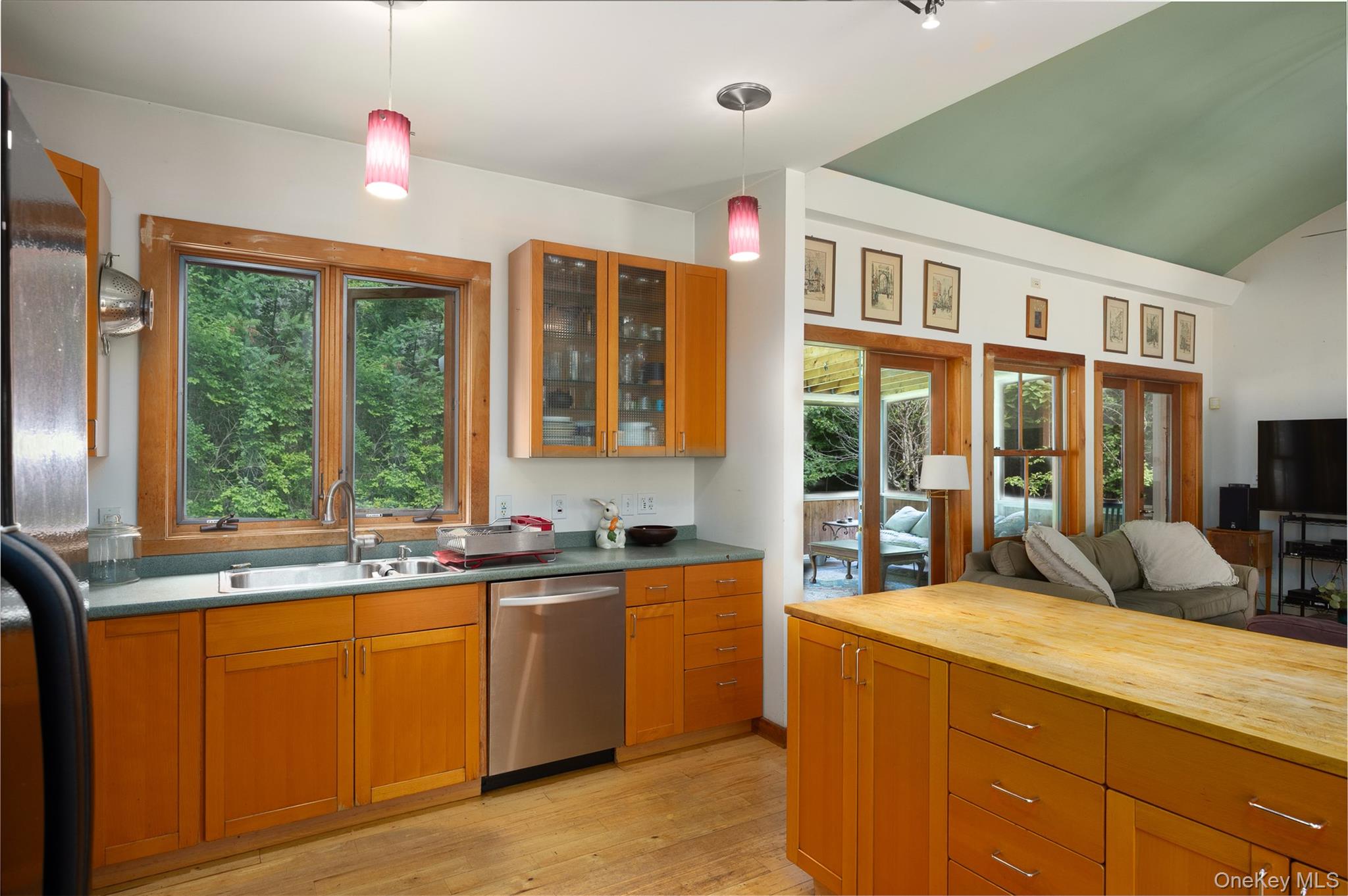248 Stoll Road Property Photo 13