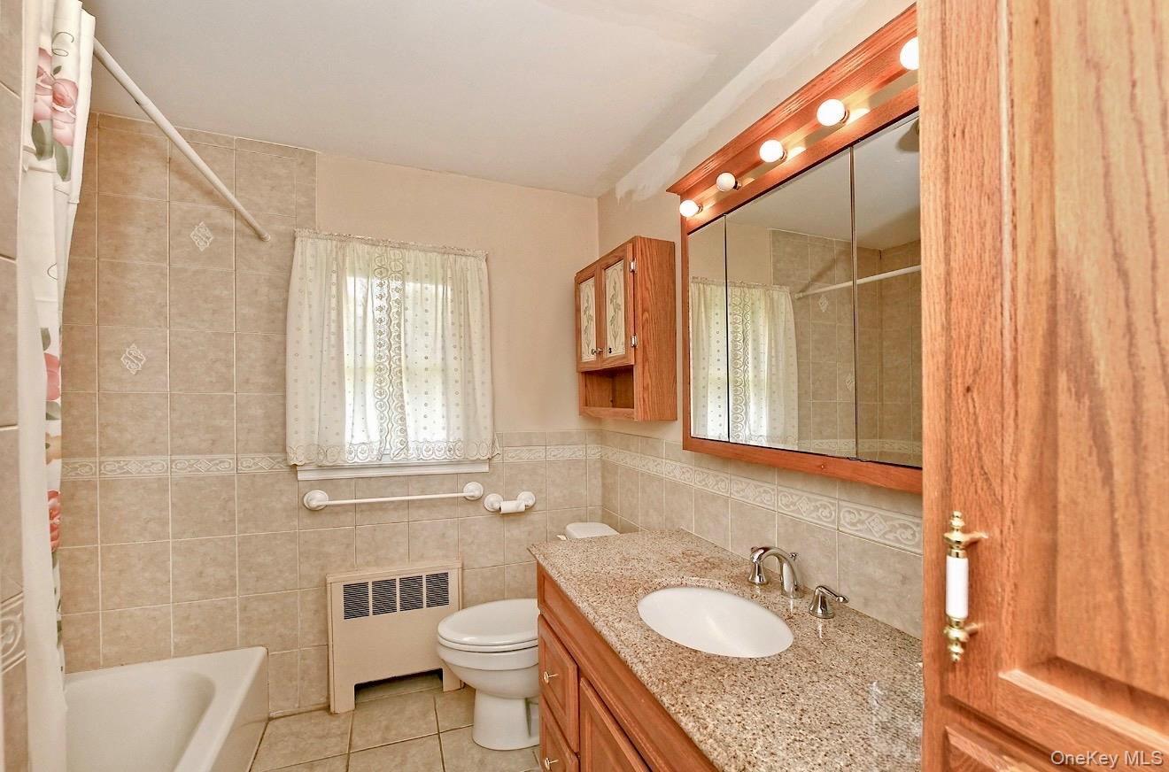 20 Sprucetree Lane Property Photo 9