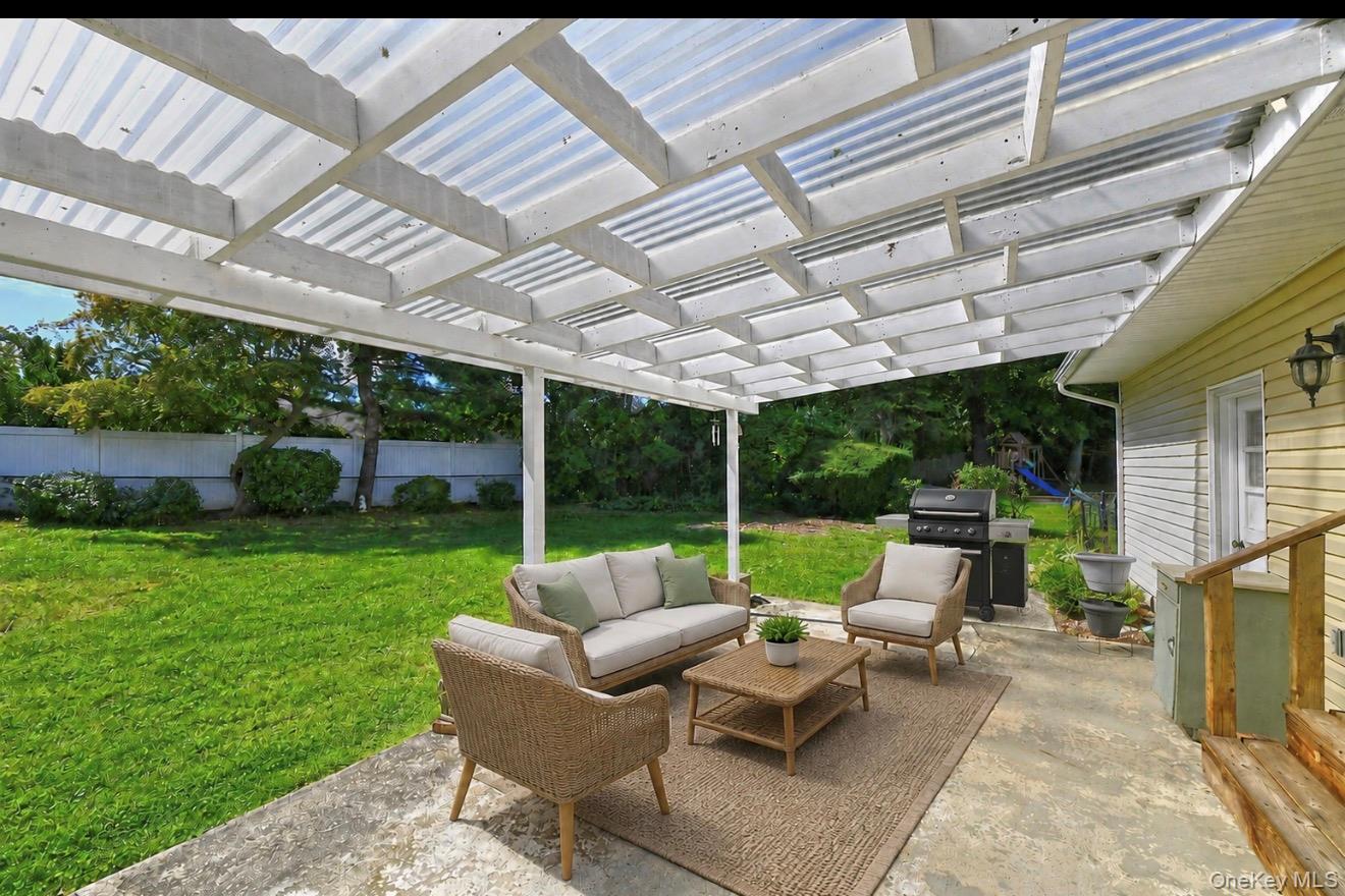 20 Sprucetree Lane Property Photo 19