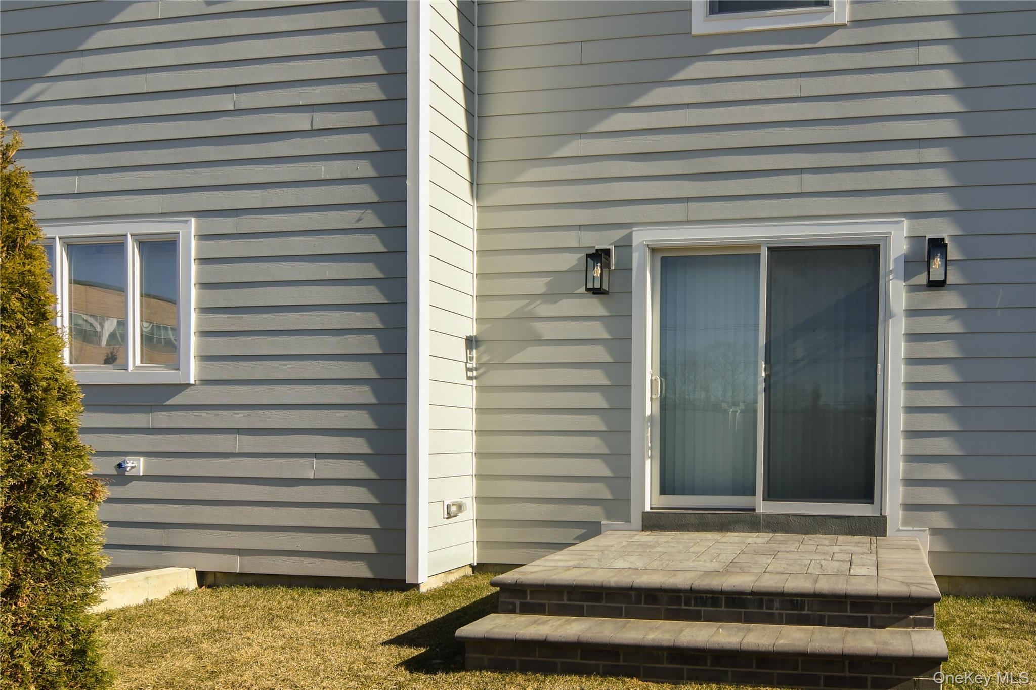 5 Madison Place Property Photo 18
