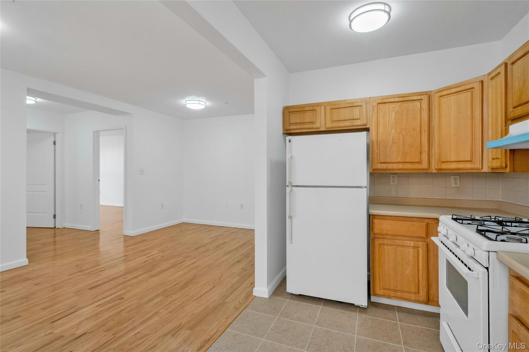 2023 Belmont Avenue 5a Property Photo 7
