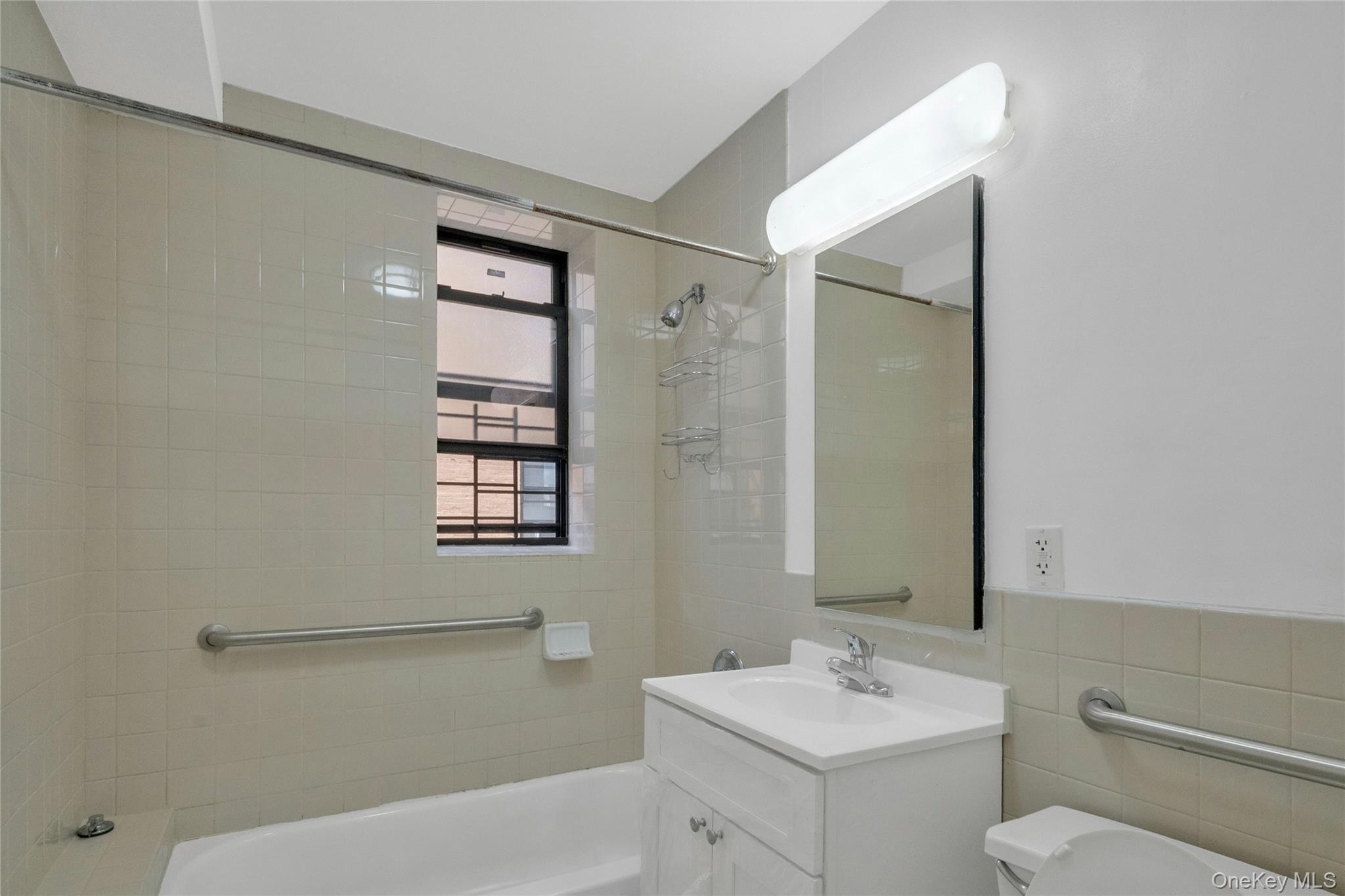 2023 Belmont Avenue 5a Property Photo 17