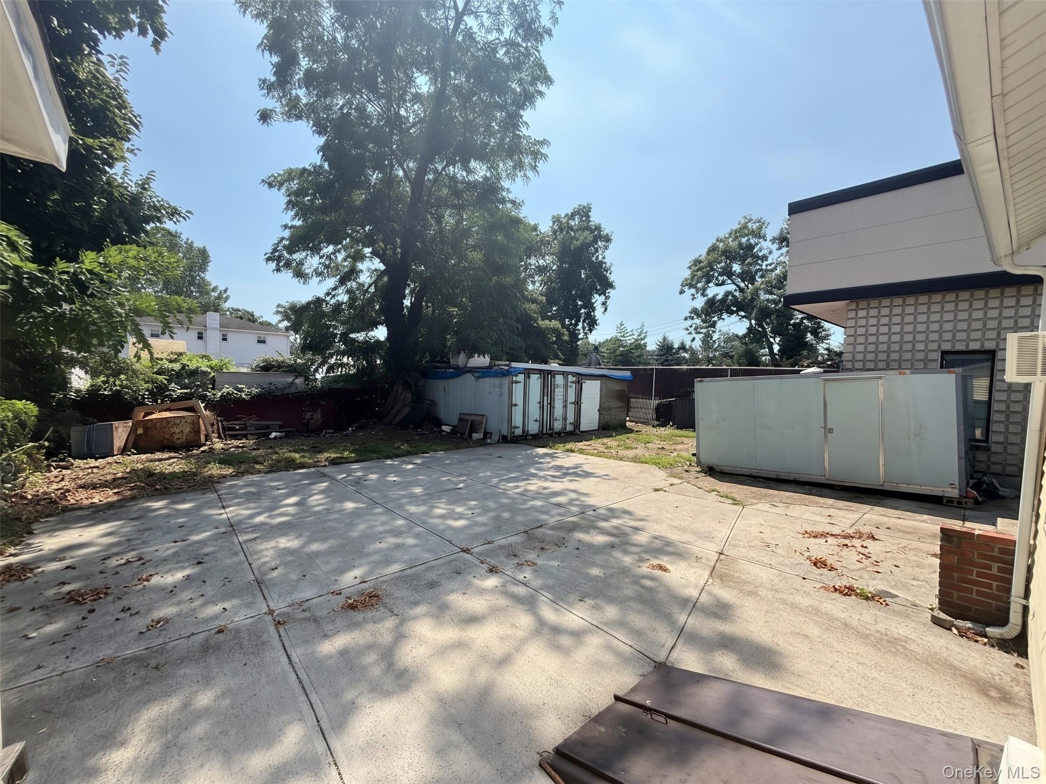 196 Old Sunrise Highway Property Photo 10