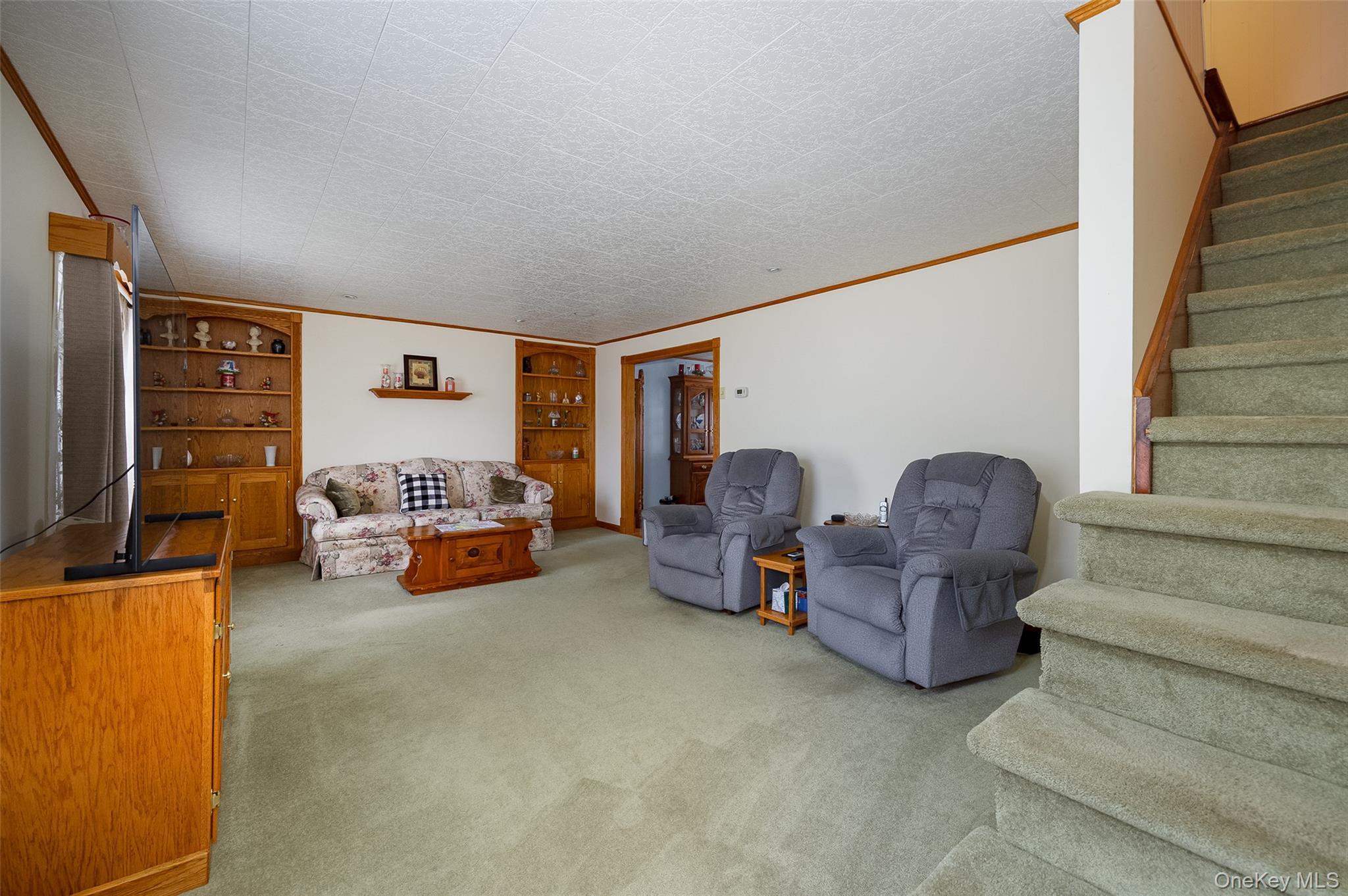 91 Maple Street Property Photo 4