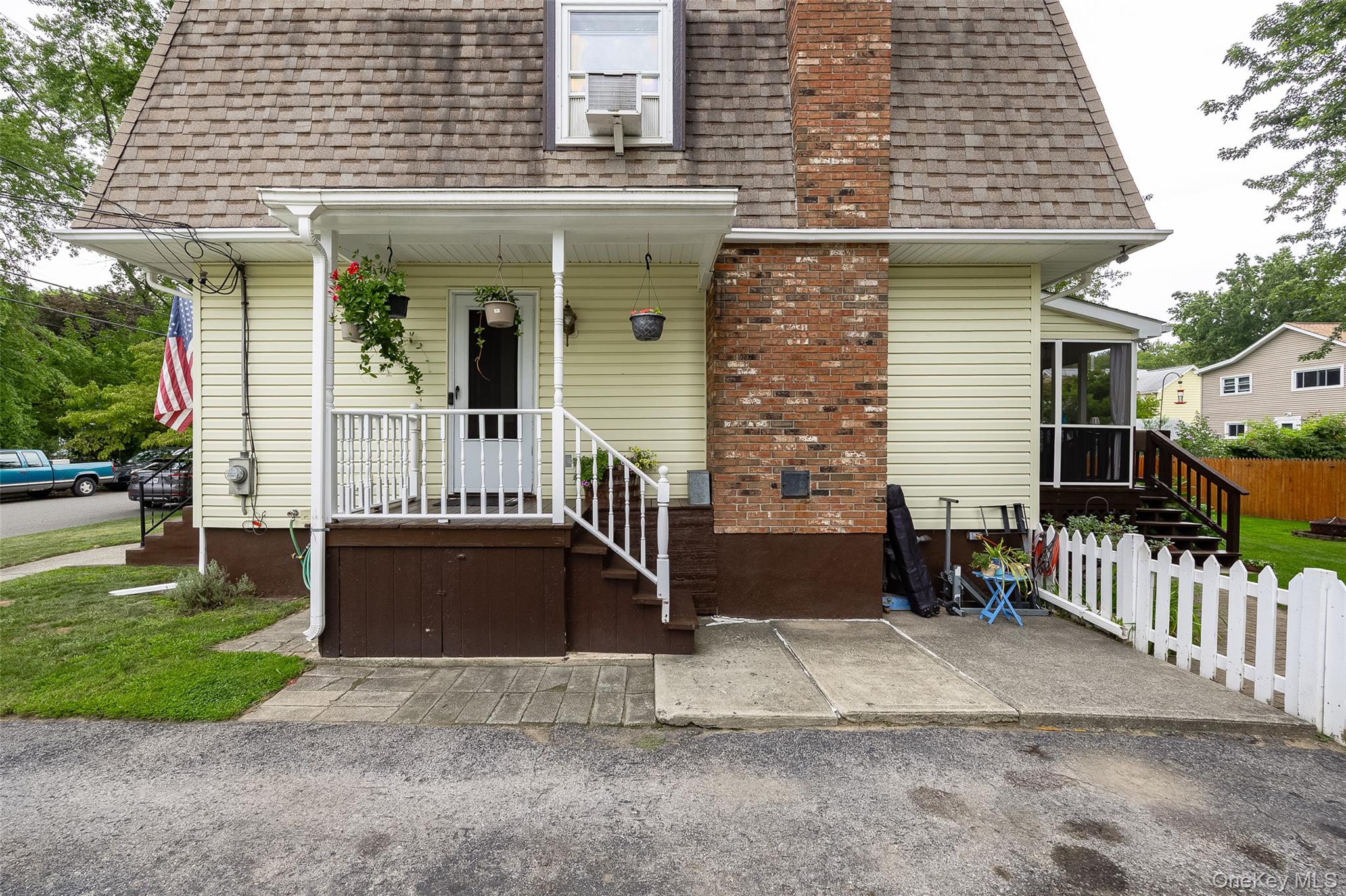 91 Maple Street Property Photo 26