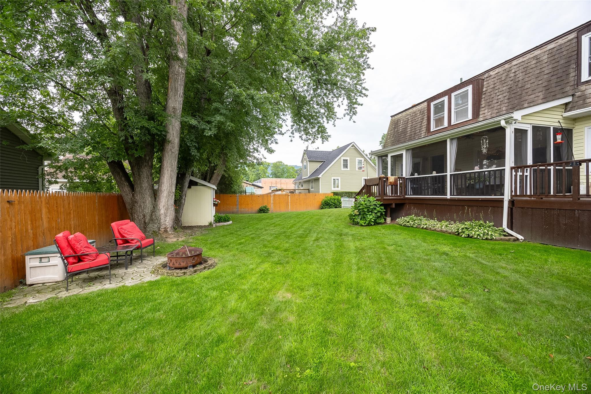 91 Maple Street Property Photo 28